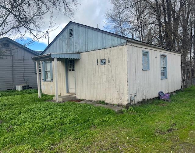 844 W Stewart Avenue — photo