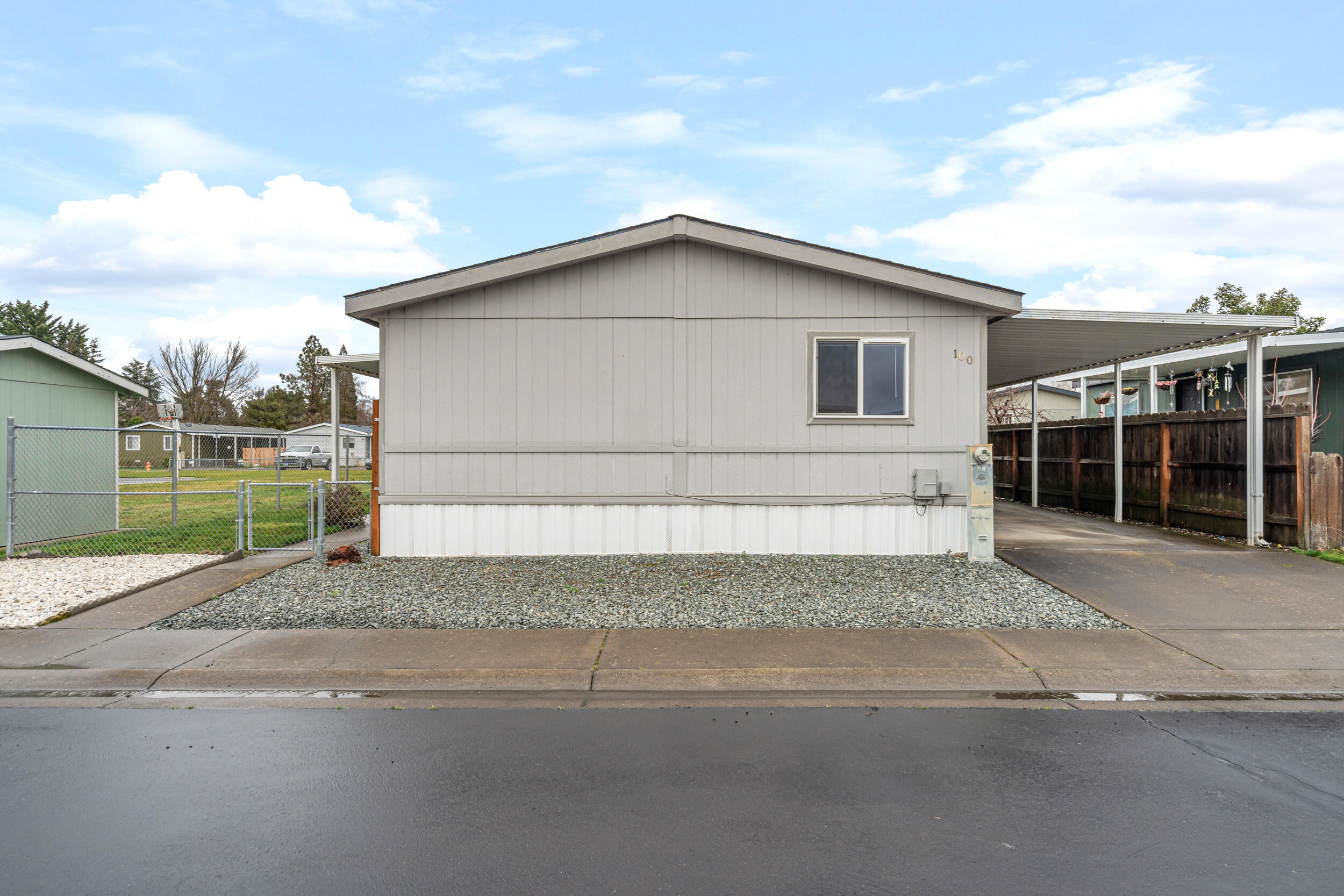 1570 S Peach Street, Spc 100 — photo