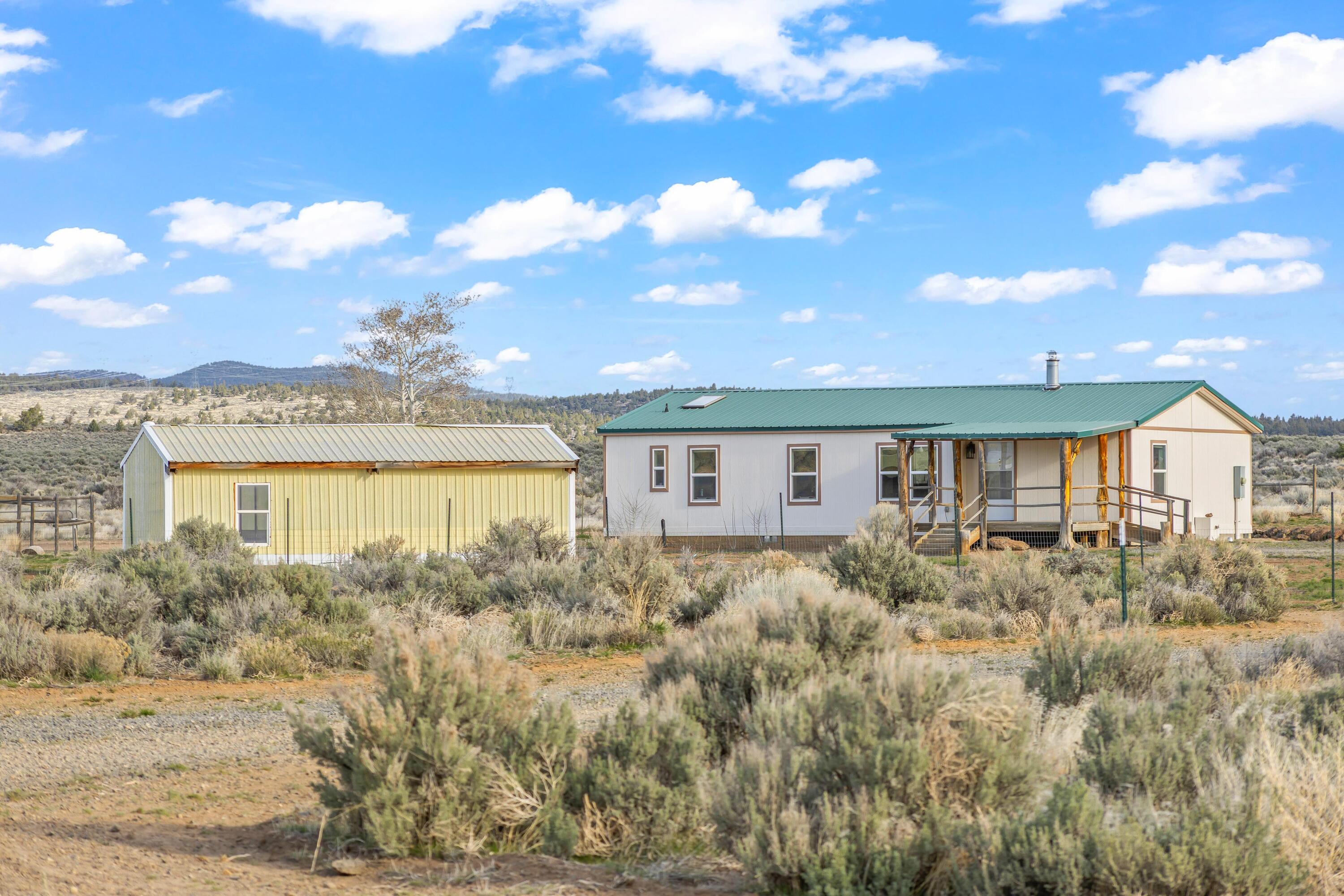 53476 Arrow Gap Road — photo
