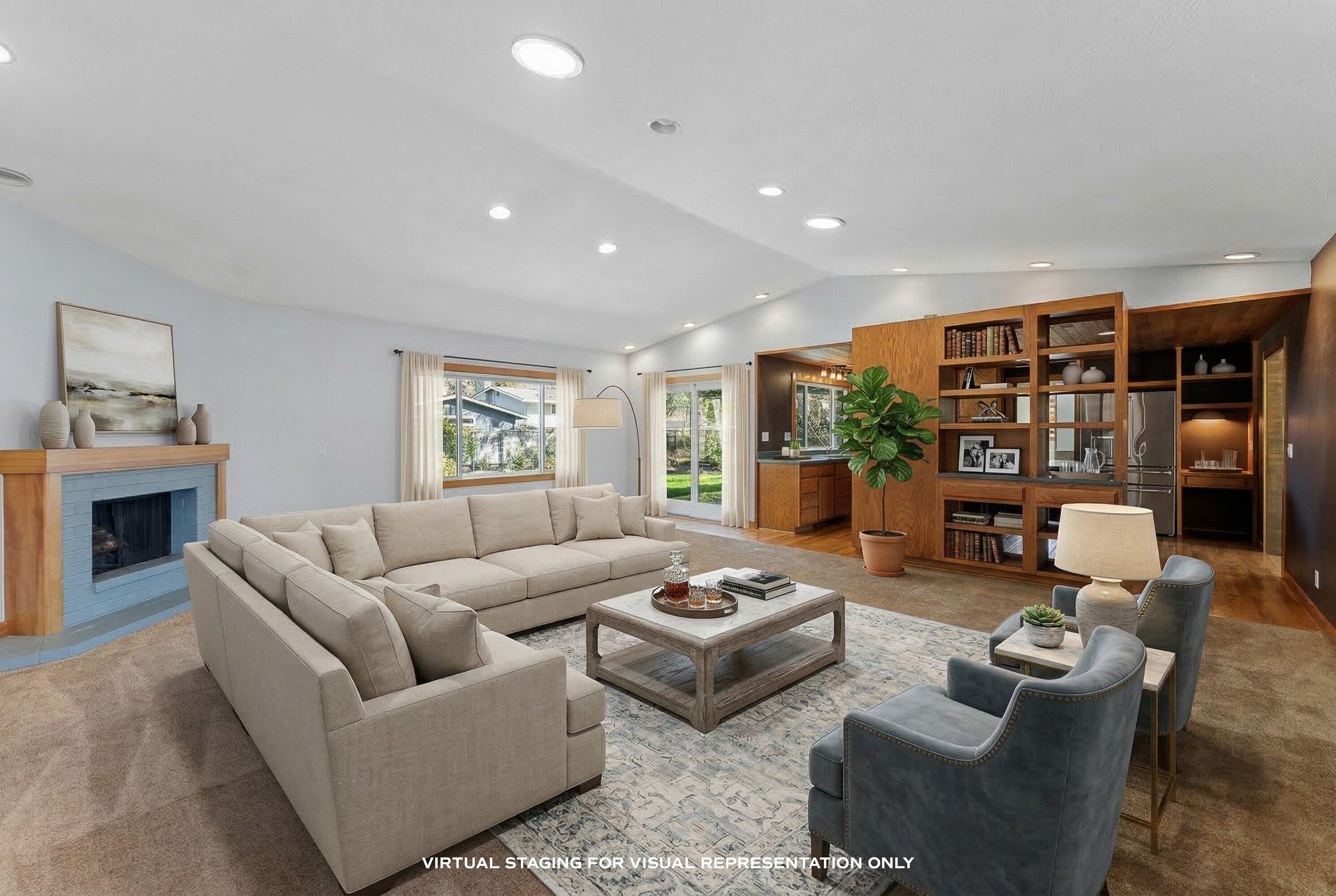 722 NW Sandy Drive — photo
