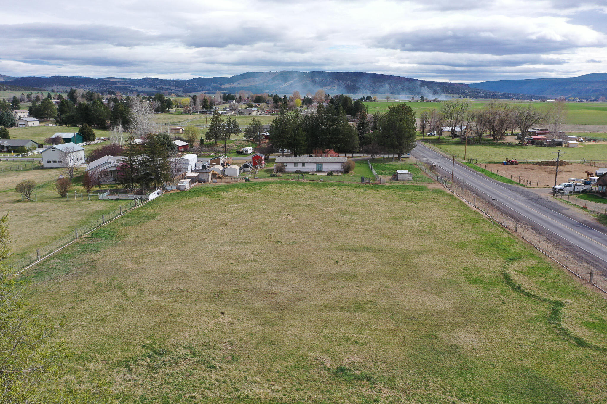 2153 NE Sunset View Lane — photo