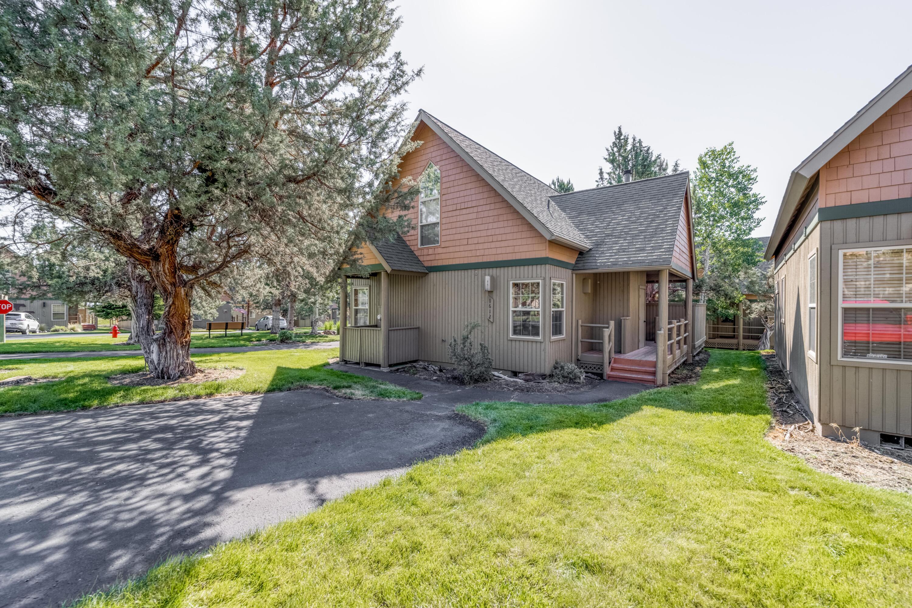 1612 Prairie Falcon Drive — photo