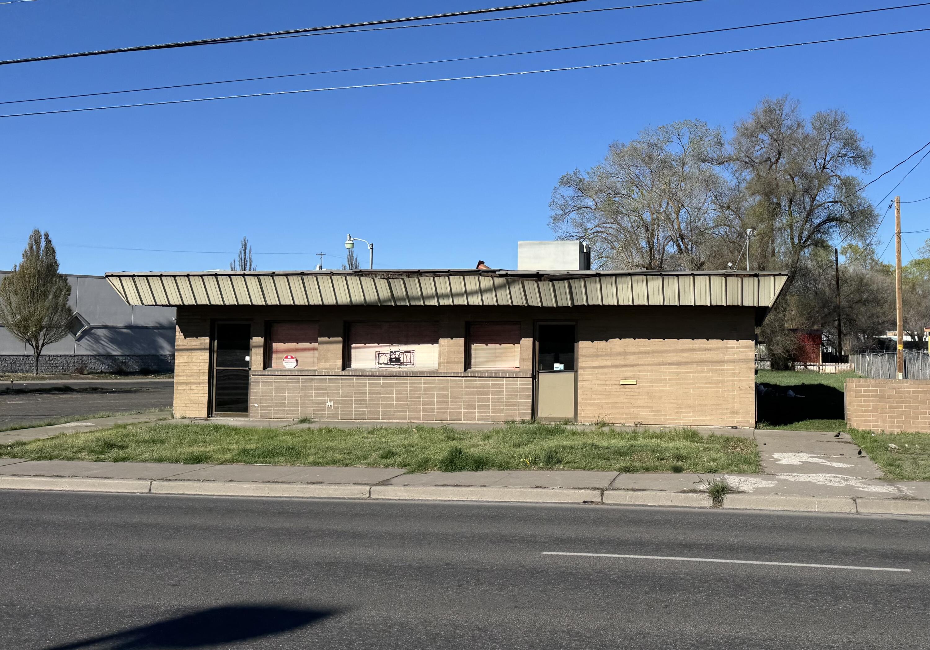 1776 Washburn Way — photo