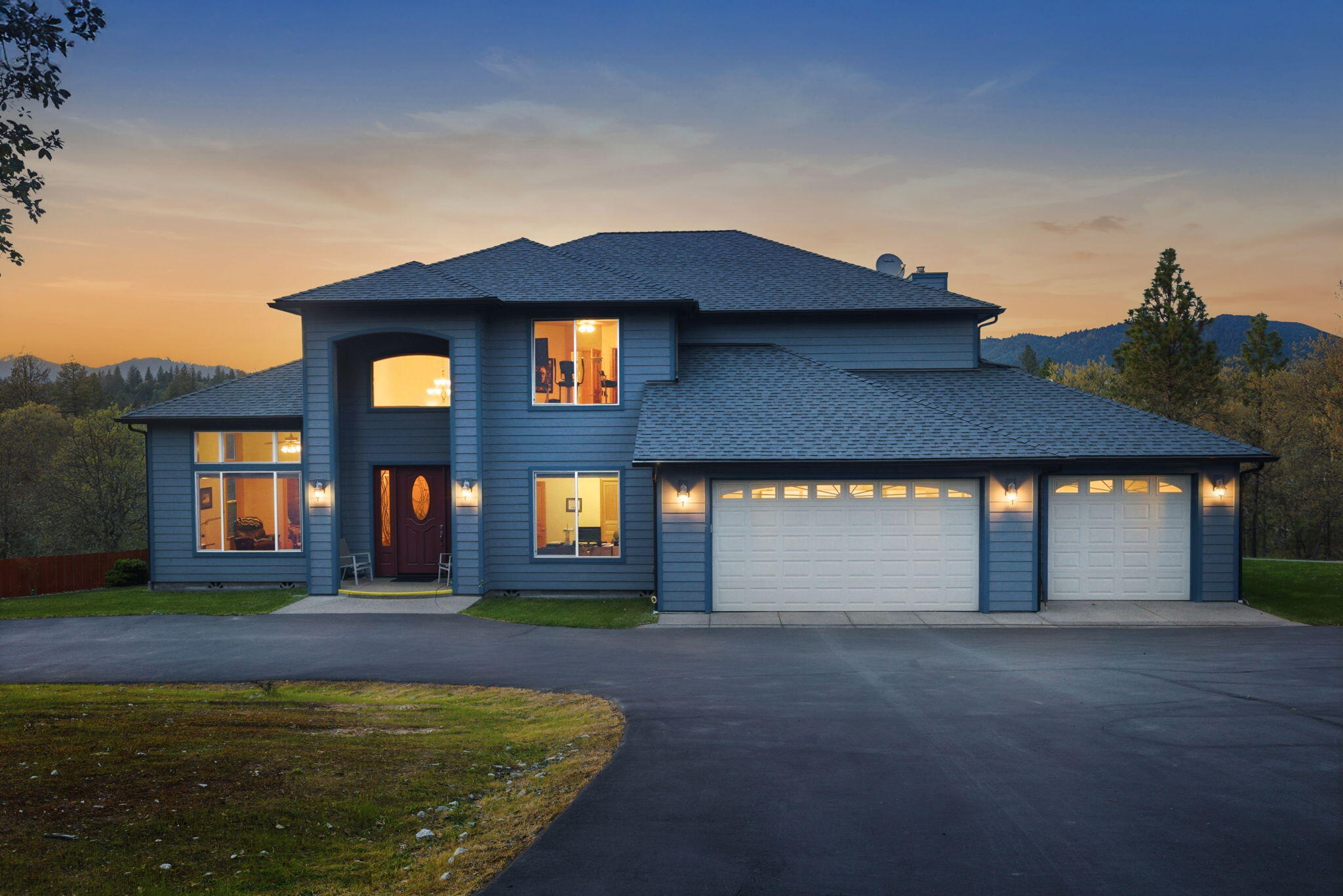547 Jackpine Drive — photo