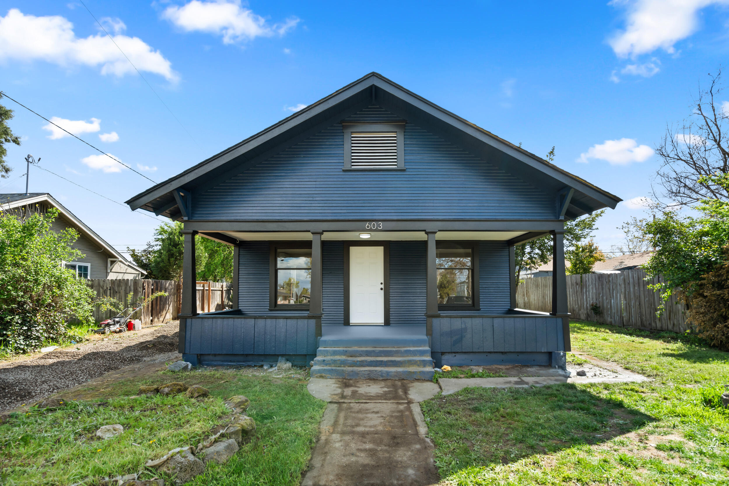 603 W 2nd Street — photo