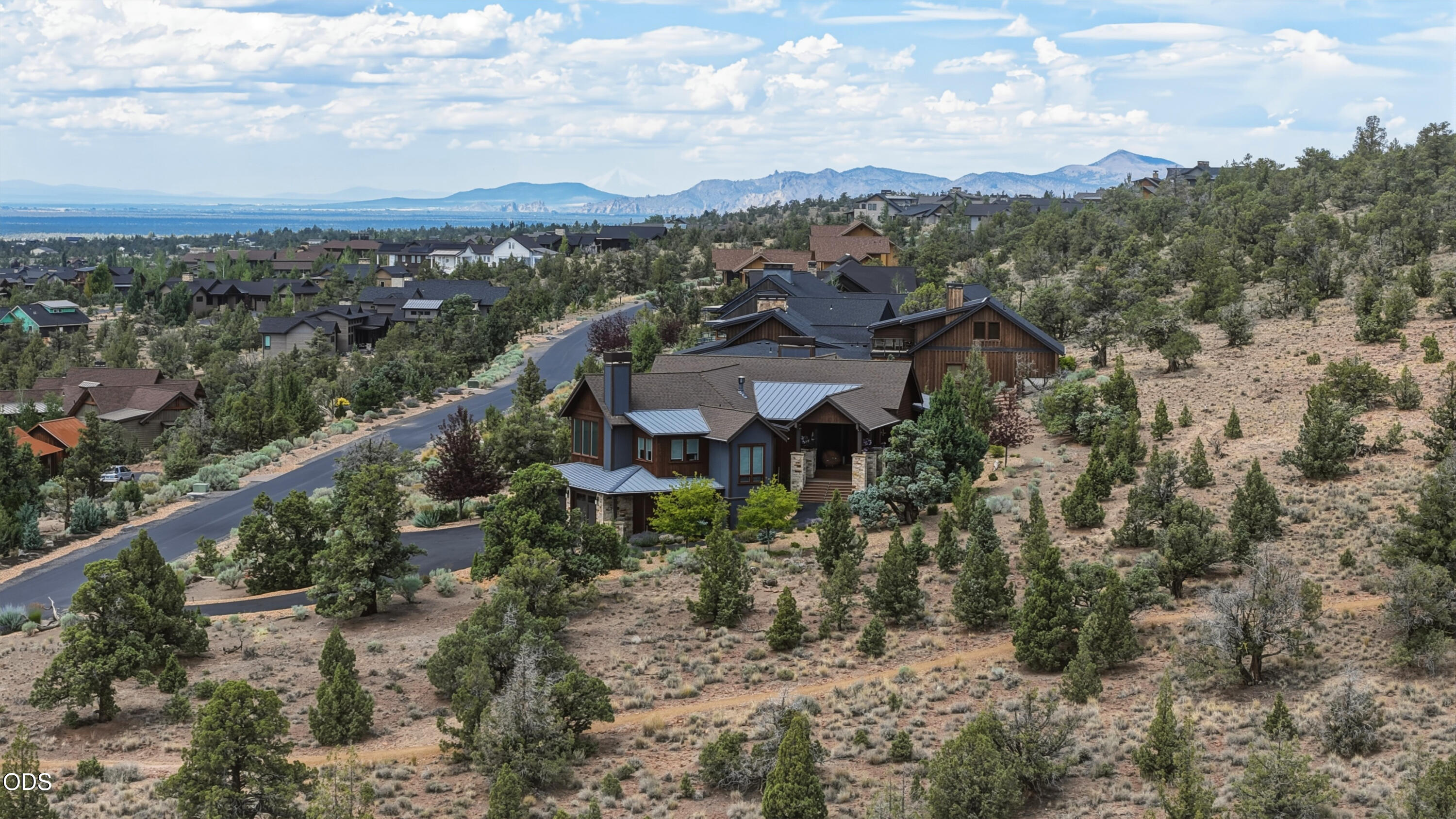 16368 SW Hat Rock Loop — photo