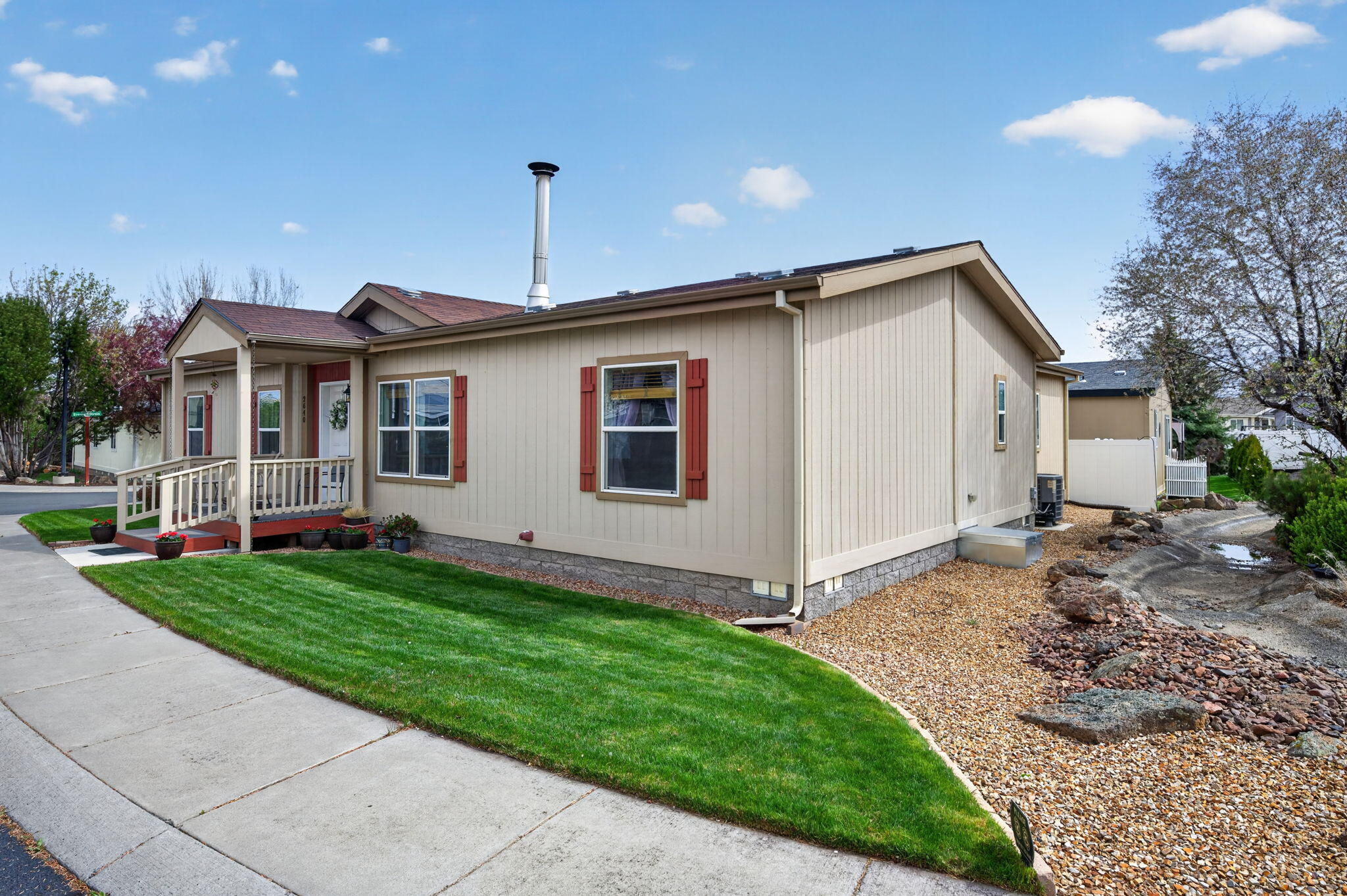2640 SW Evening Primrose Drive — photo