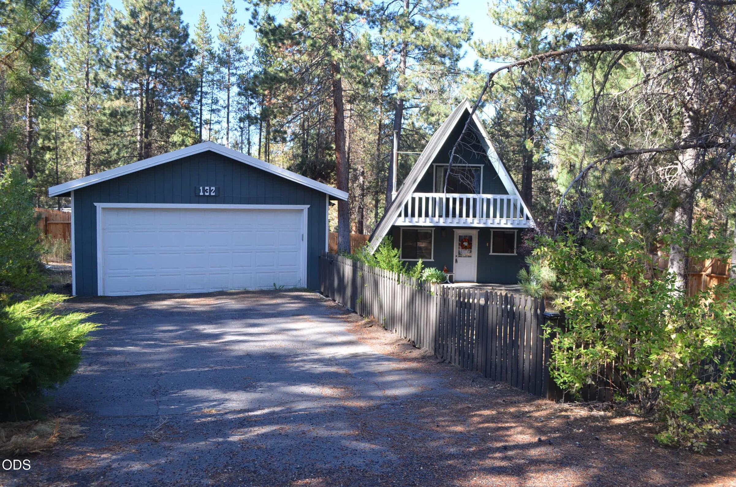 132 Ozmar Lane — photo