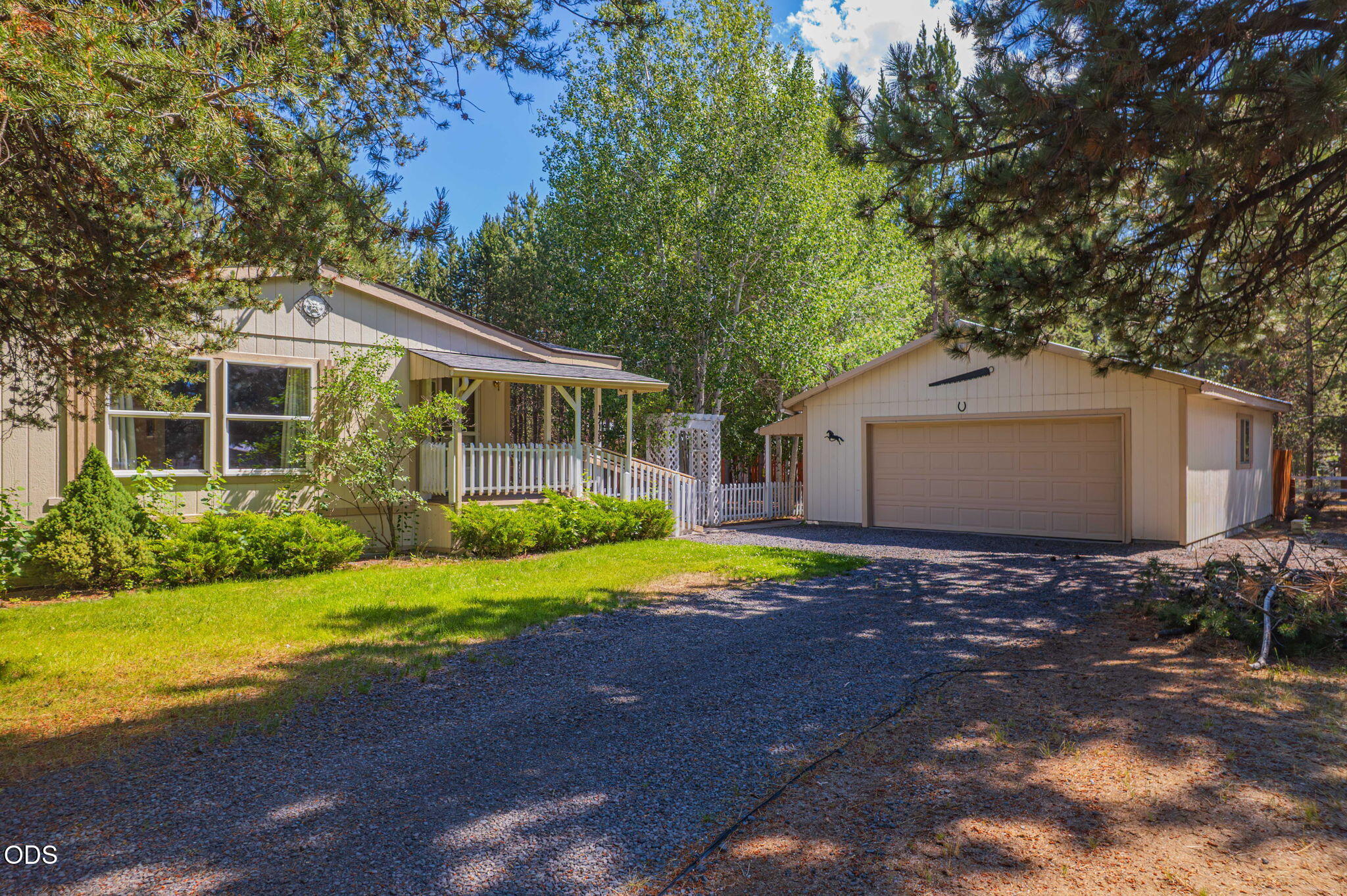 147135 Bills Road — photo