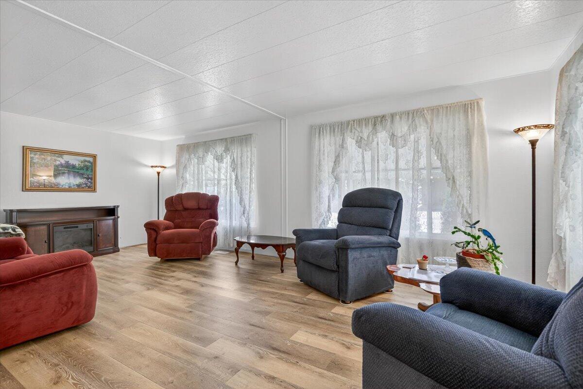 2252 Table Rock Road, Spc 206 — photo