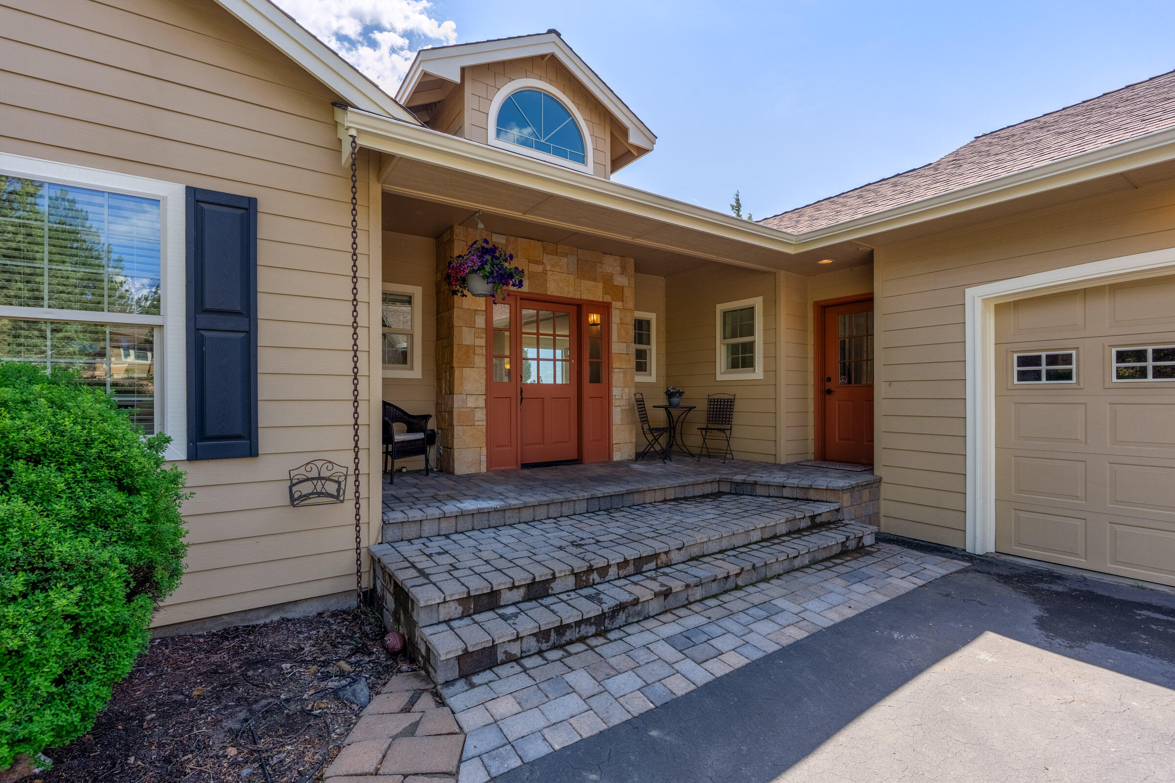 1580 Murrelet Drive — photo