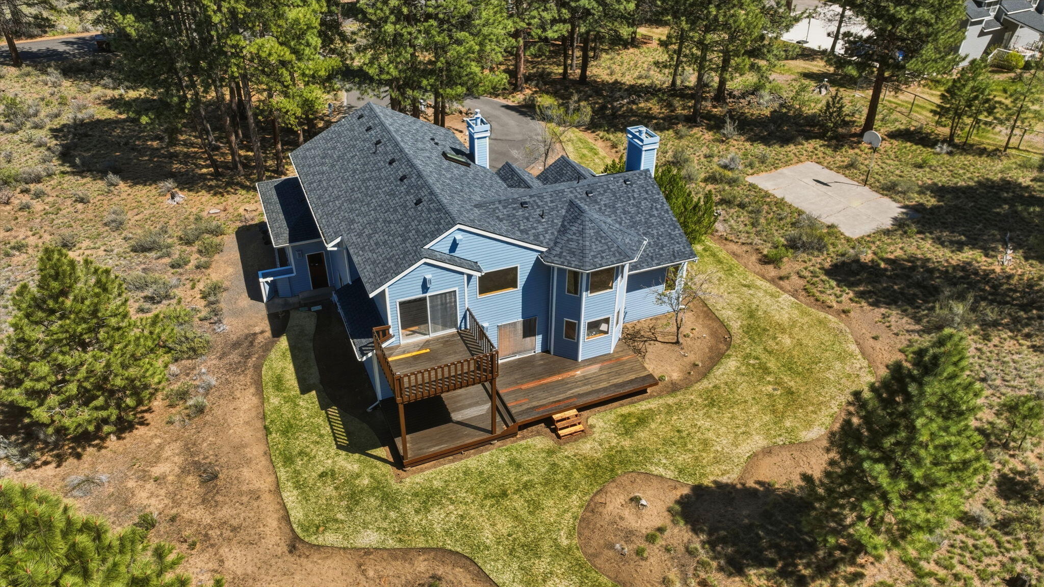 60309 Tall Pine Avenue — photo