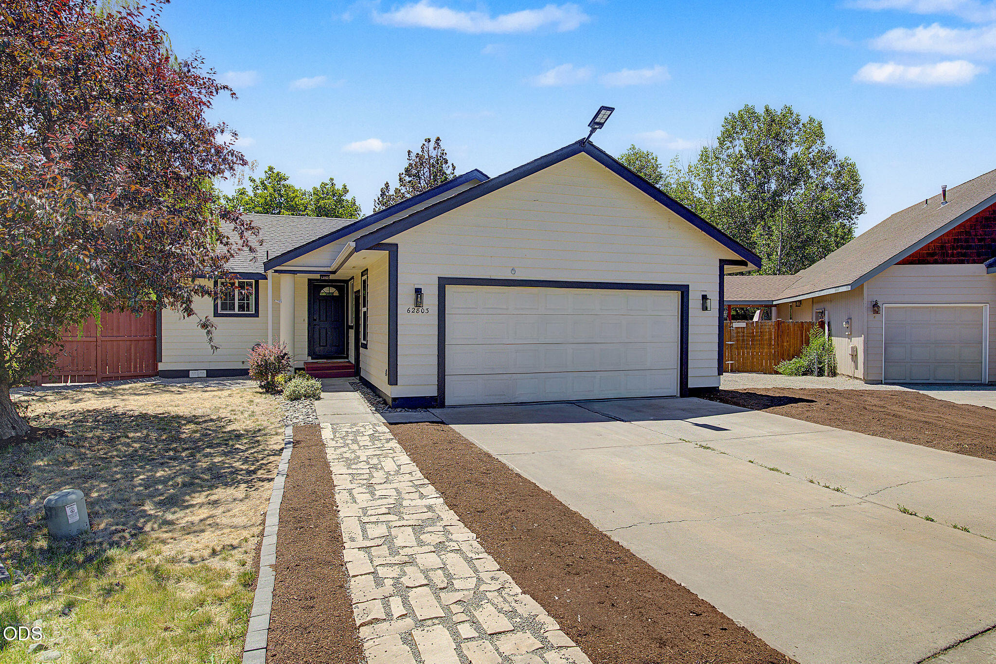 62803 Snowcap Court — photo