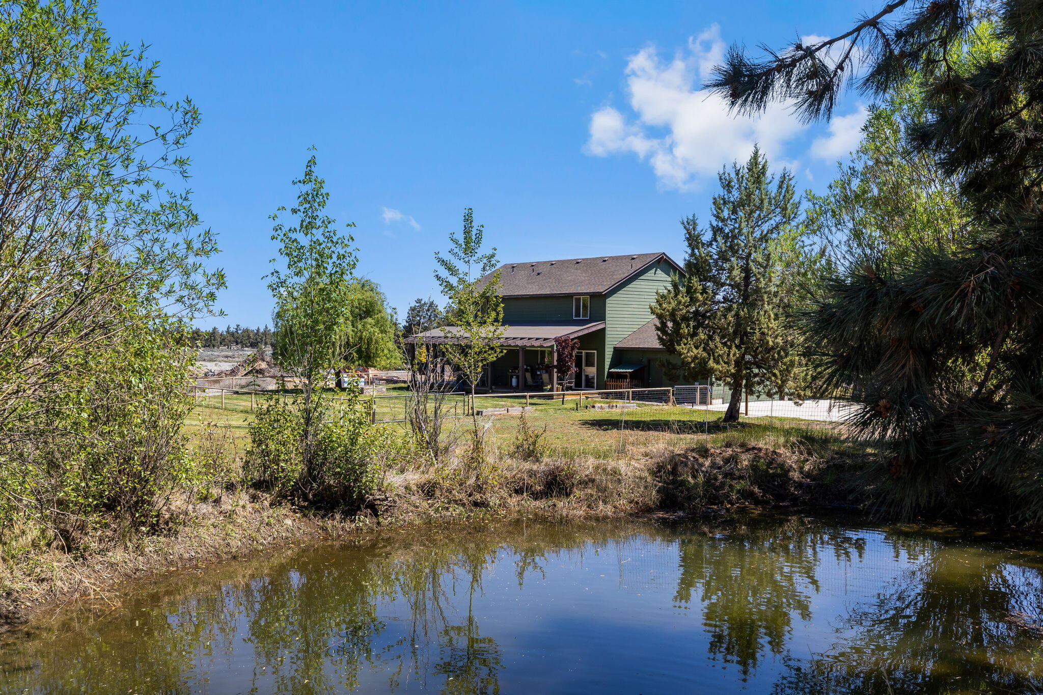 63639 Gentry Loop, Bend, OR 97701 — photo 2