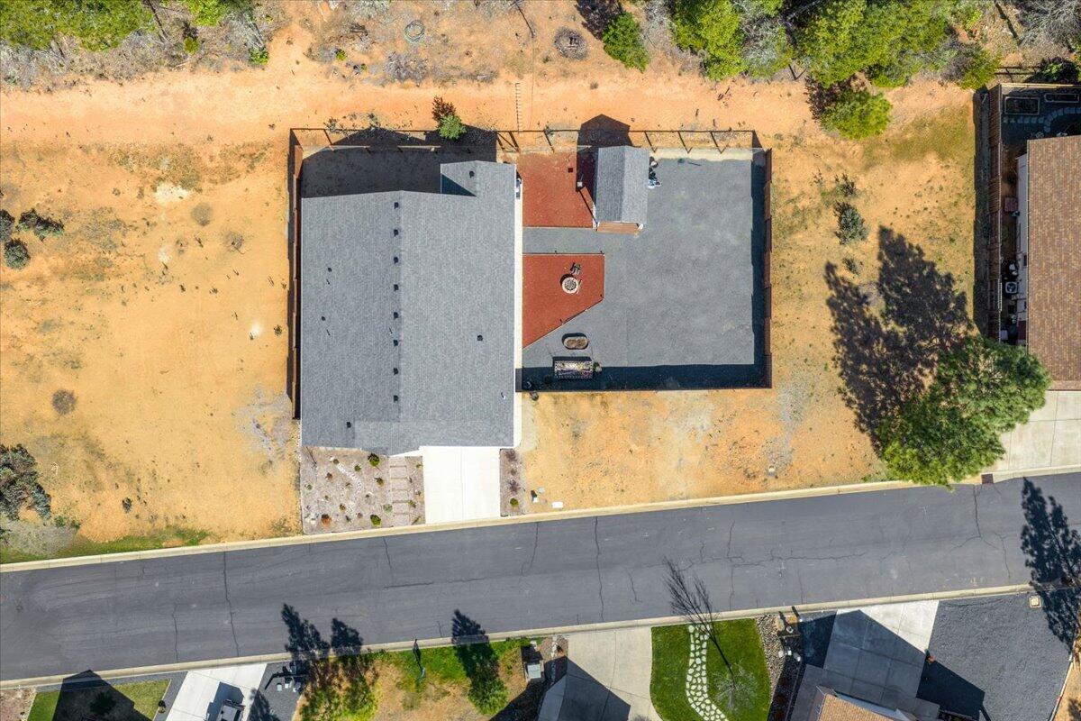 353 Cedar Ridge Drive, Cave Junction, OR 97523 — photo 3
