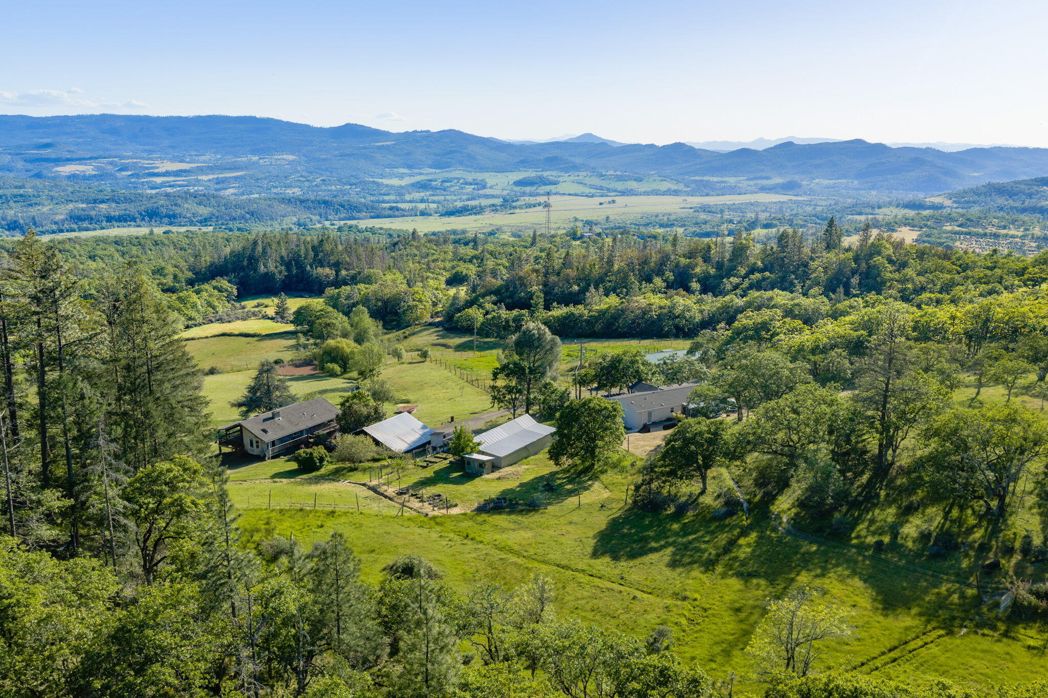 2444 Gardner Road, Eagle Point, OR 97524 — photo 2