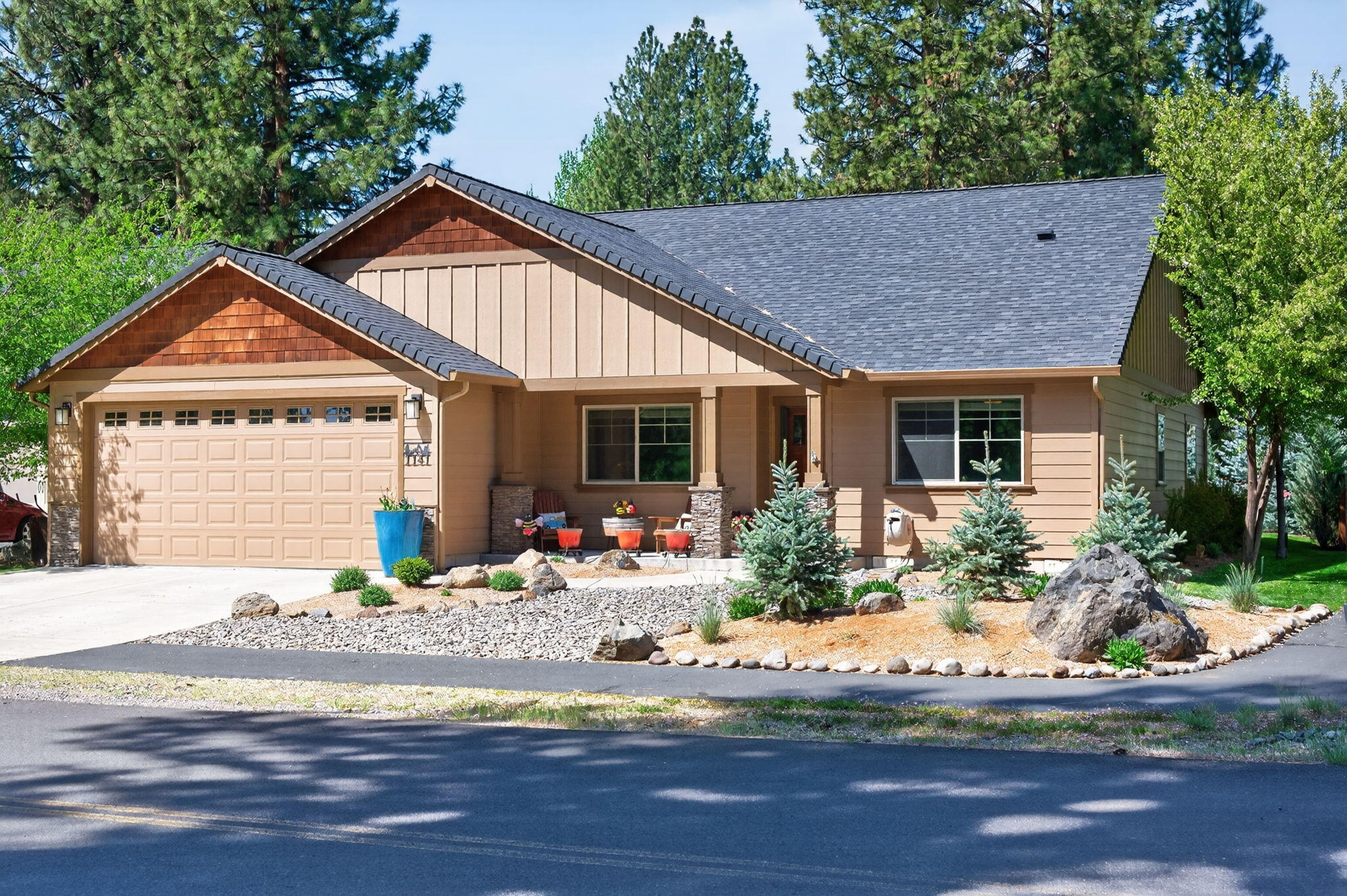 1141 S Creekside Drive — photo