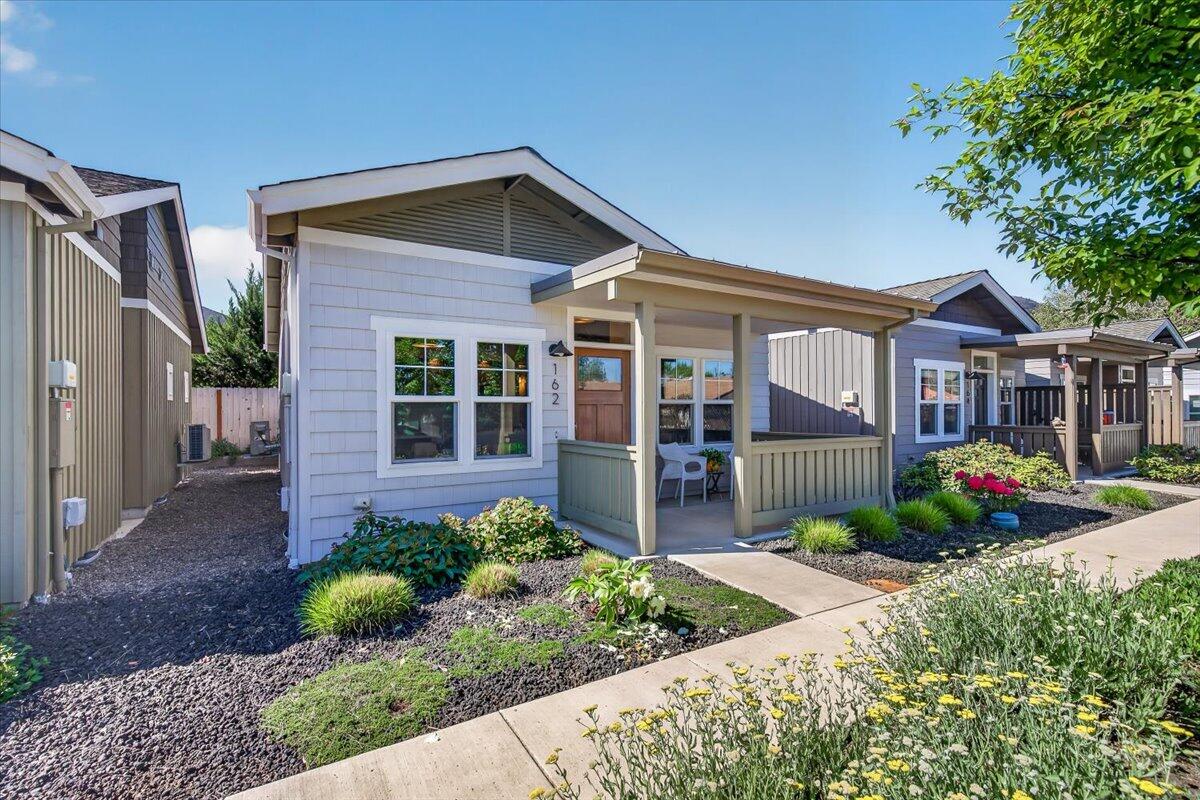 162 Mountain View Drive — photo