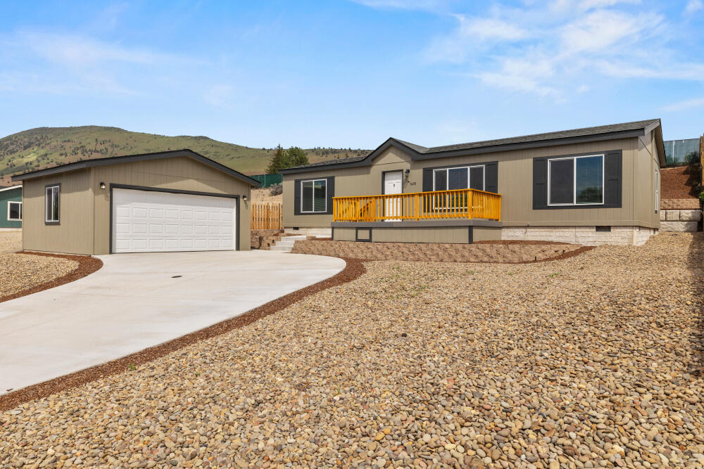 5628 Edith Way — photo
