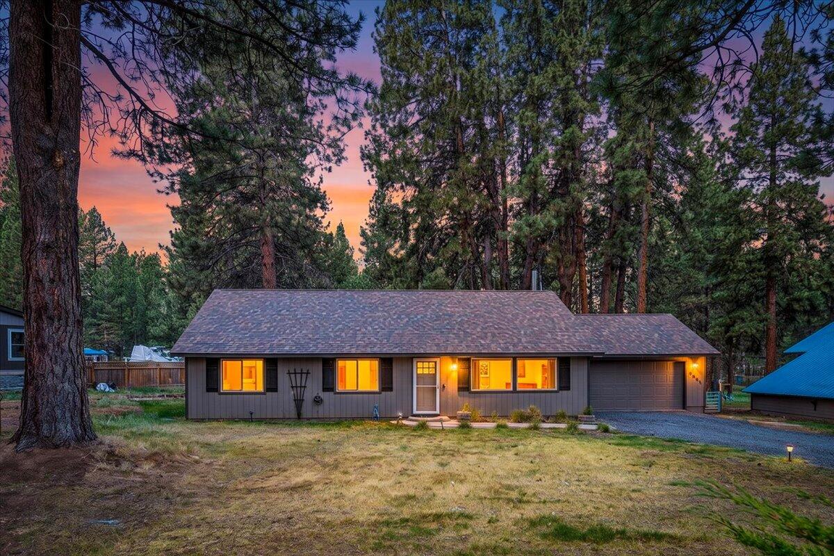59665 Cheyenne Road — photo