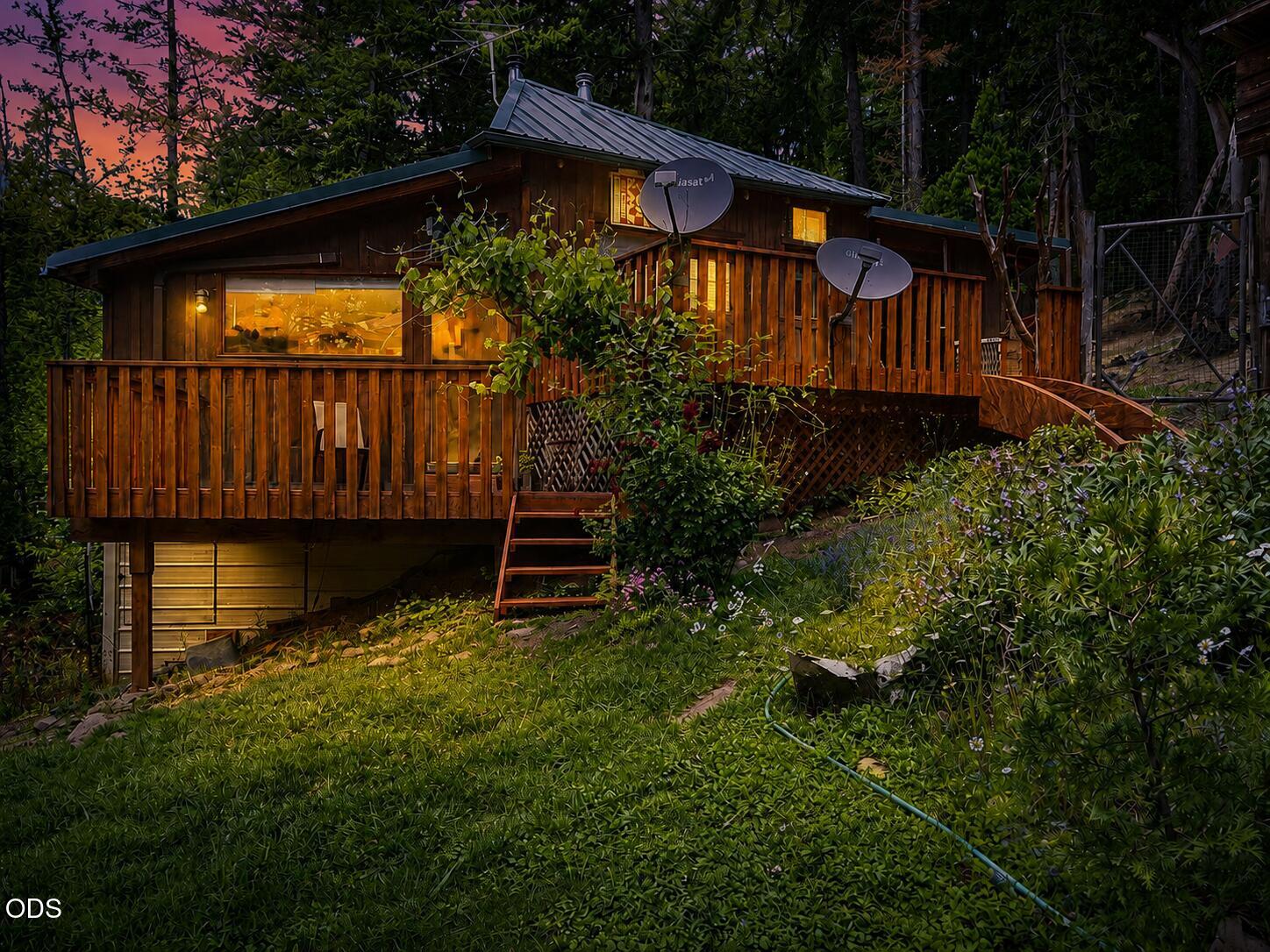 4280 Lower Wolf Creek Road — photo