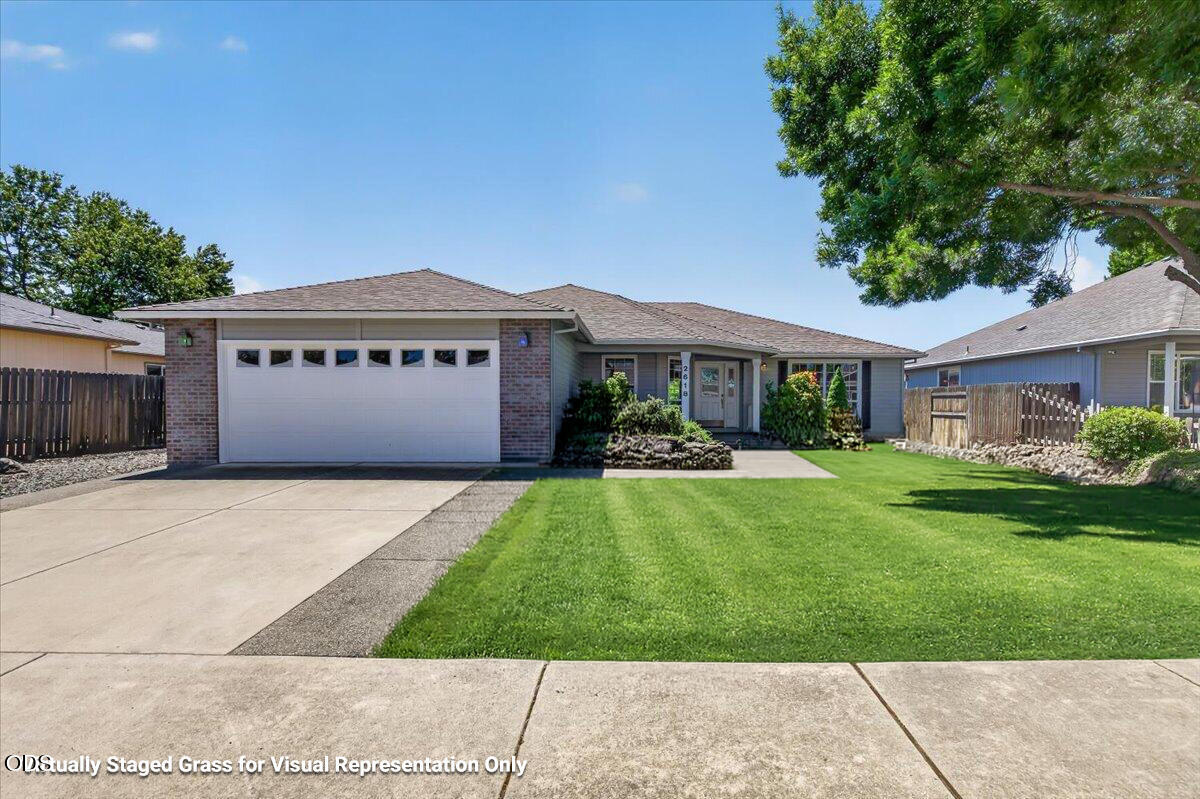 2618 Rabun Way, Central Point, OR 97502 — photo 2