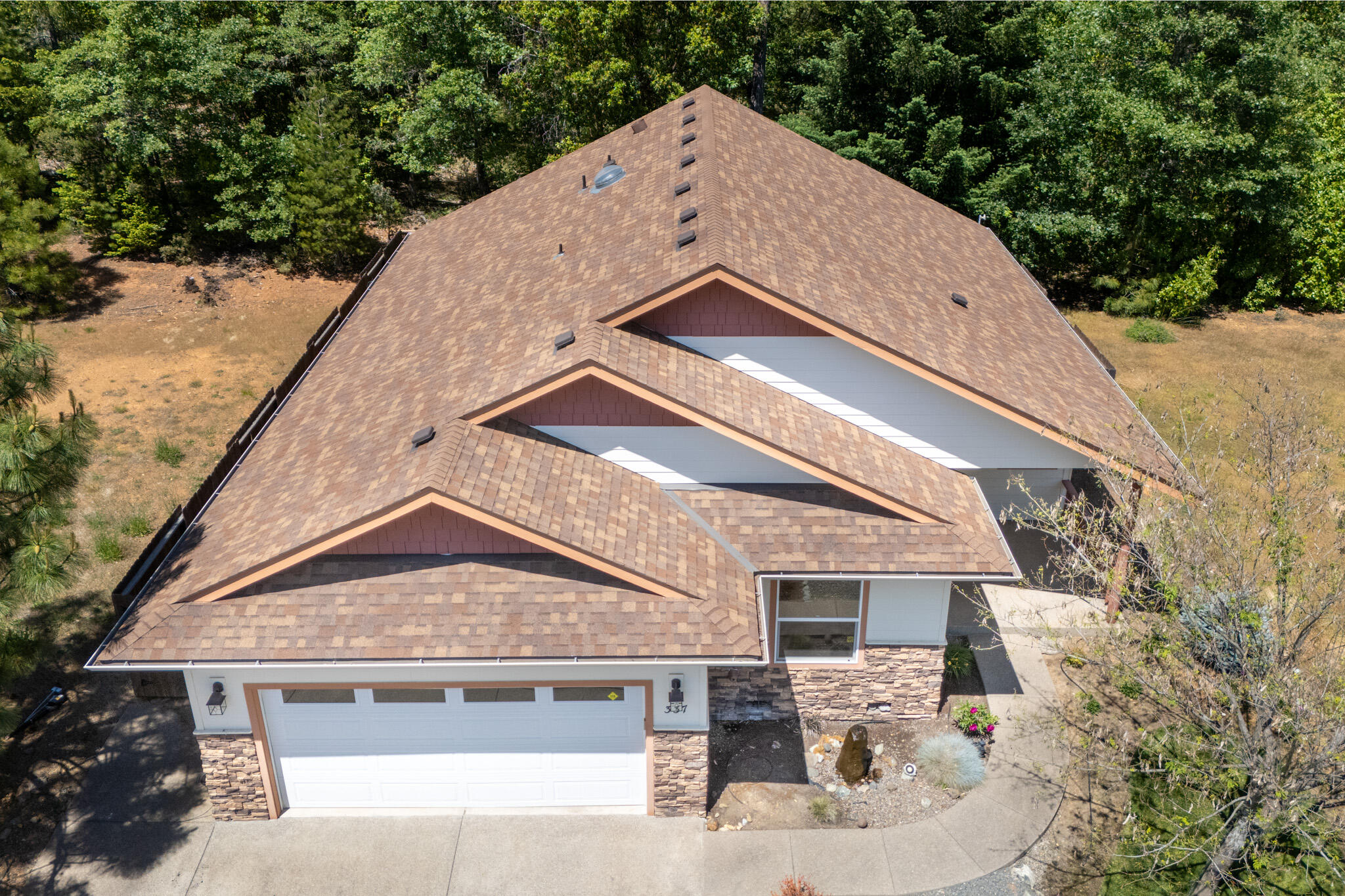 337 Cedar Ridge Drive, Cave Junction, OR 97523 — photo 3