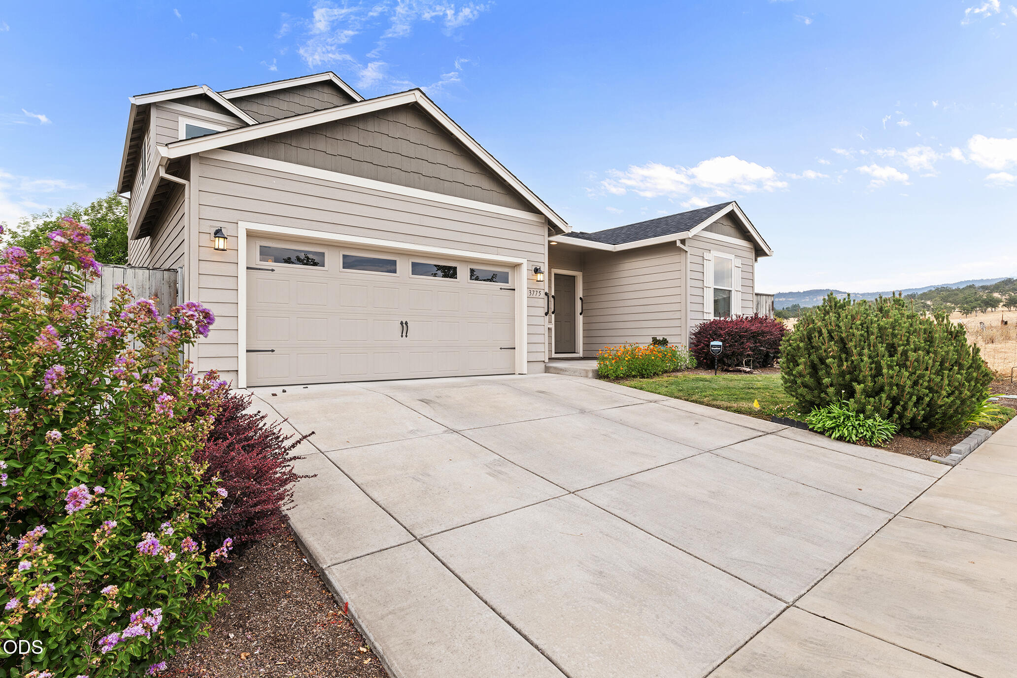 3775 Sidney Way — photo