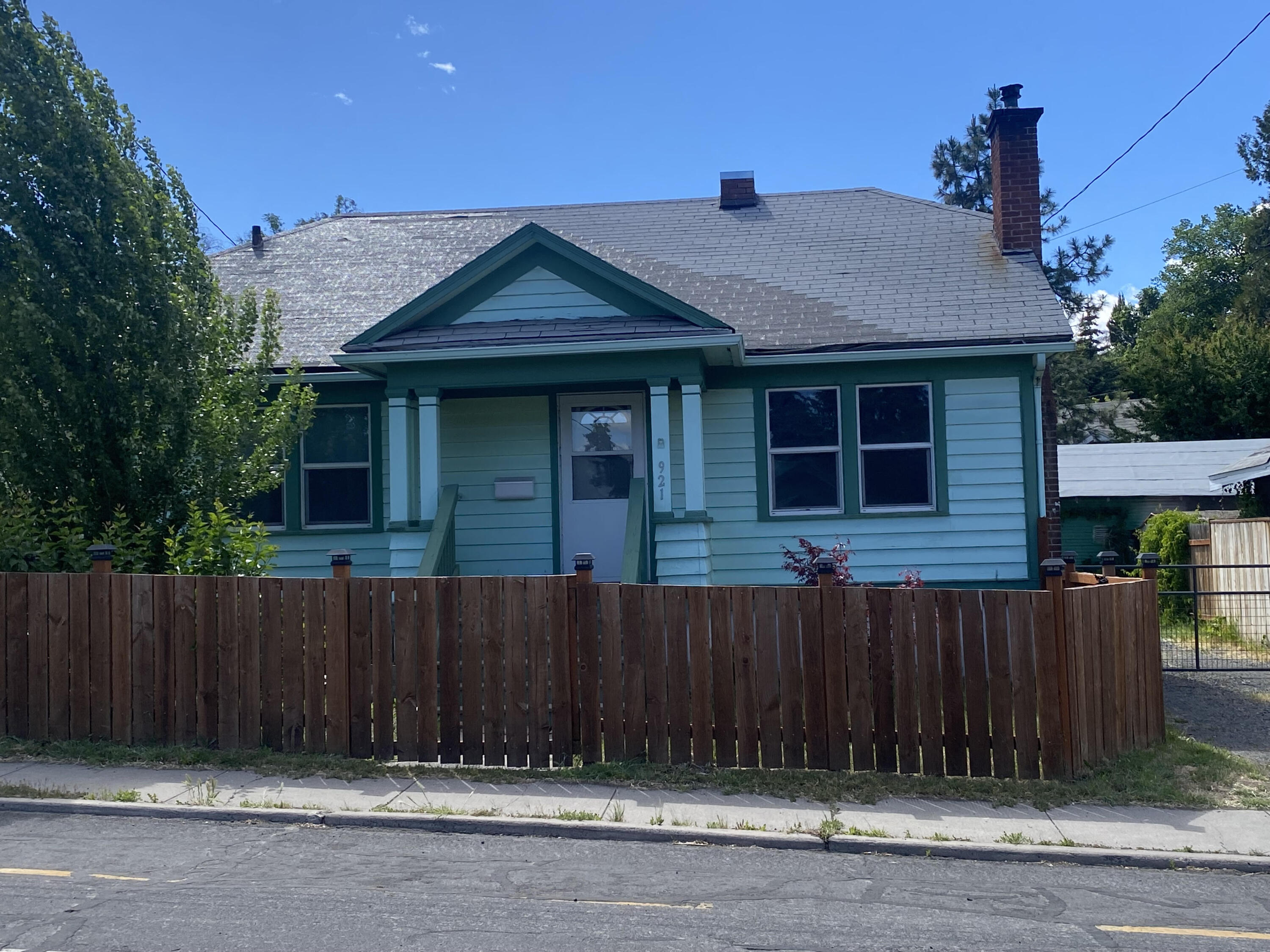 921 Prospect Street — photo