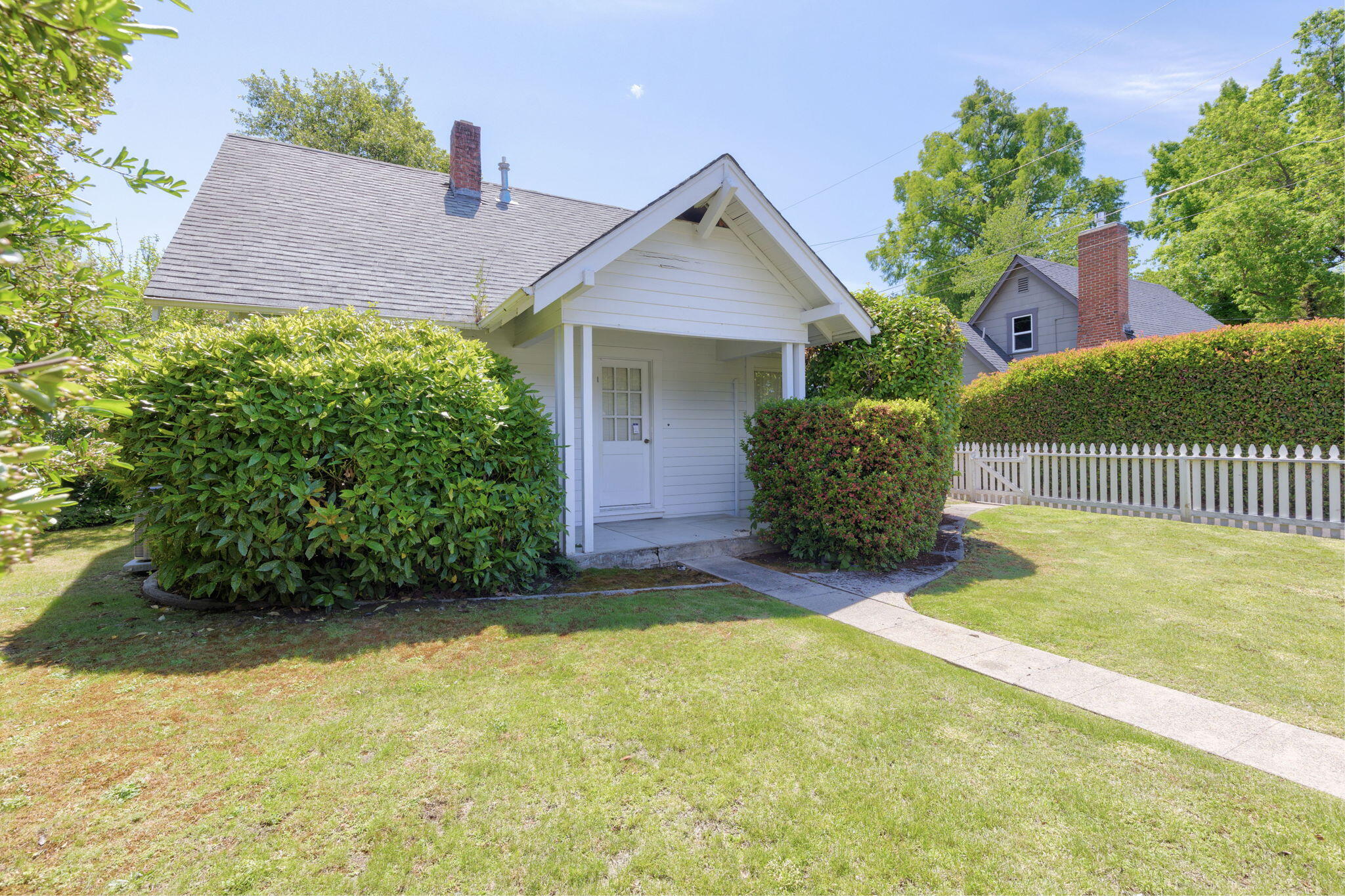 623 SE M Street — photo