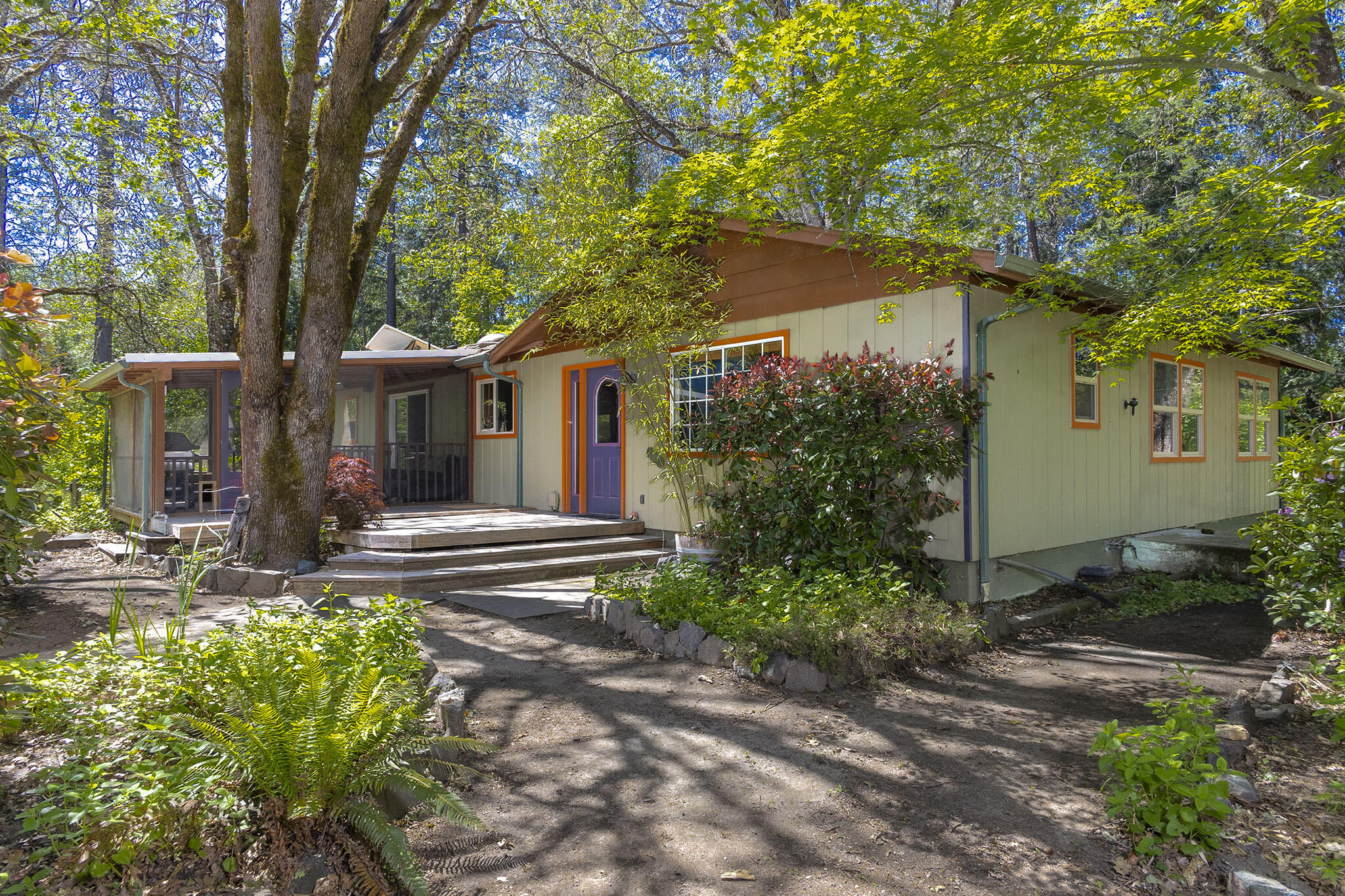 2601 Sand Creek Road — photo