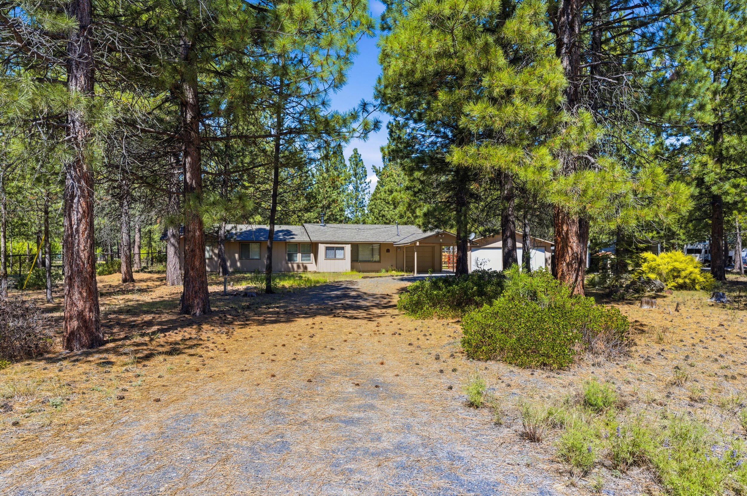 50868 Doe Loop, La Pine, OR 97739 — photo 3