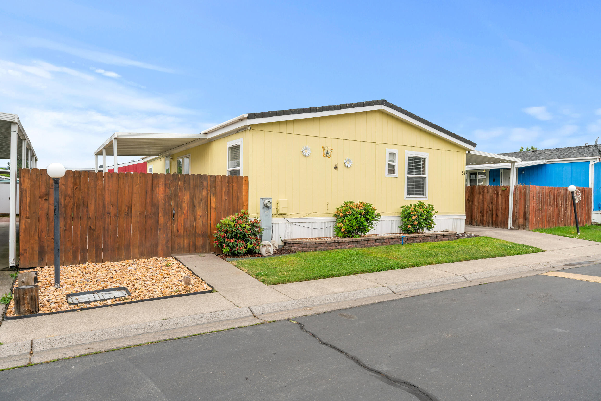 1570 S Peach Street, Spc 31 — photo