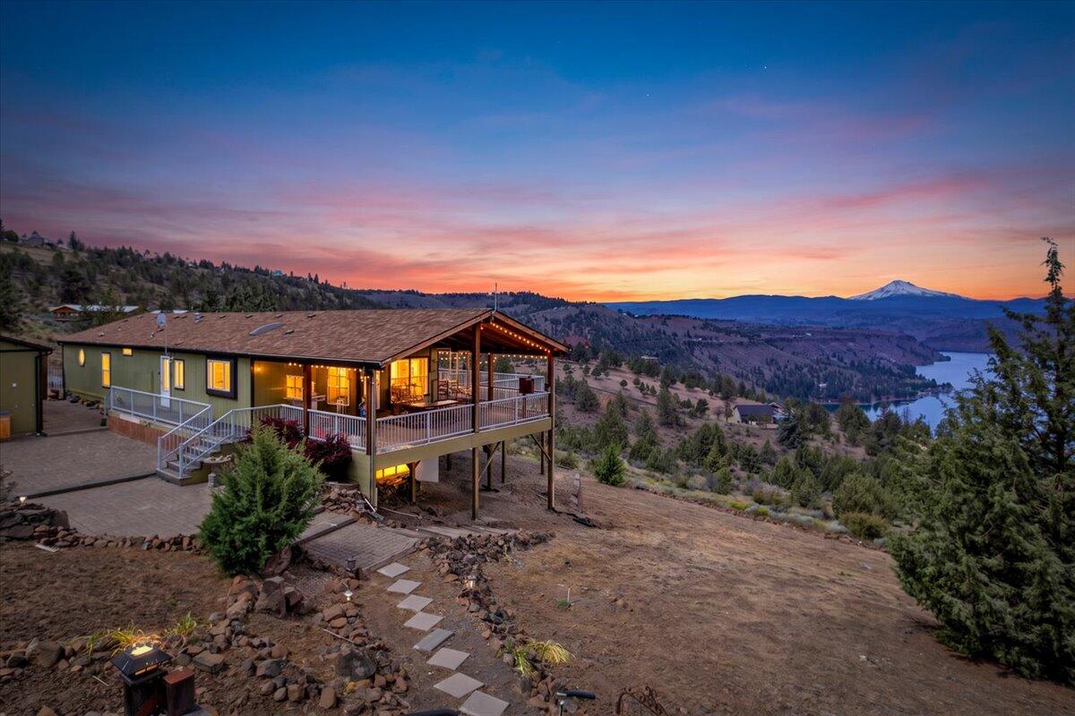 11182 SW Dynamite Lane — photo