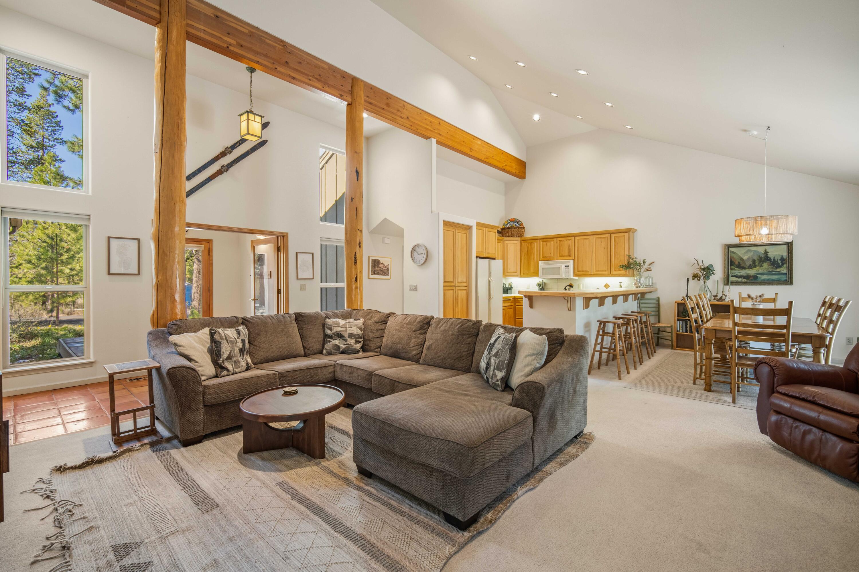57742 Wallowa Lane — photo