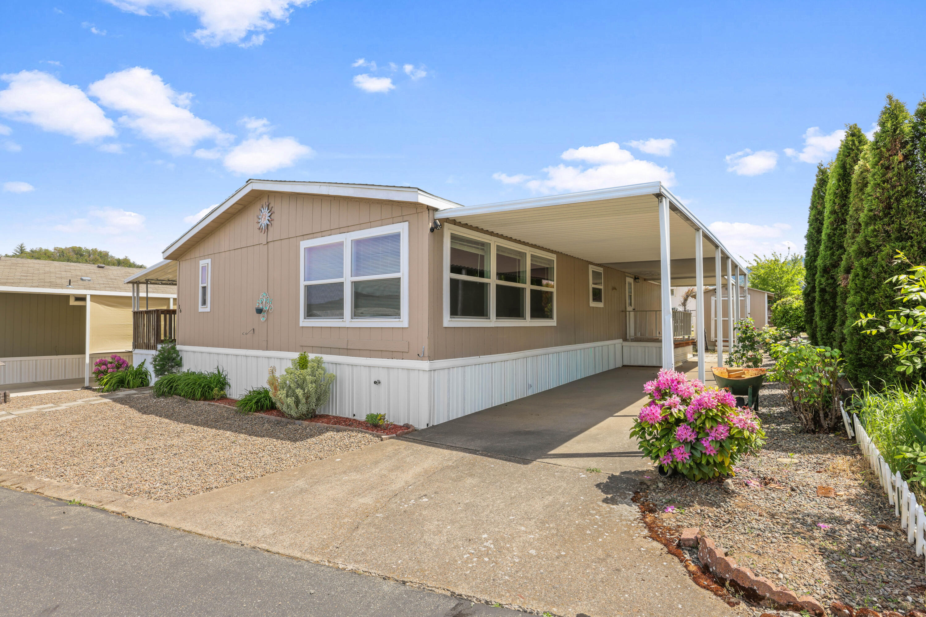 8401 Old Stage Road, Unit 16 — photo