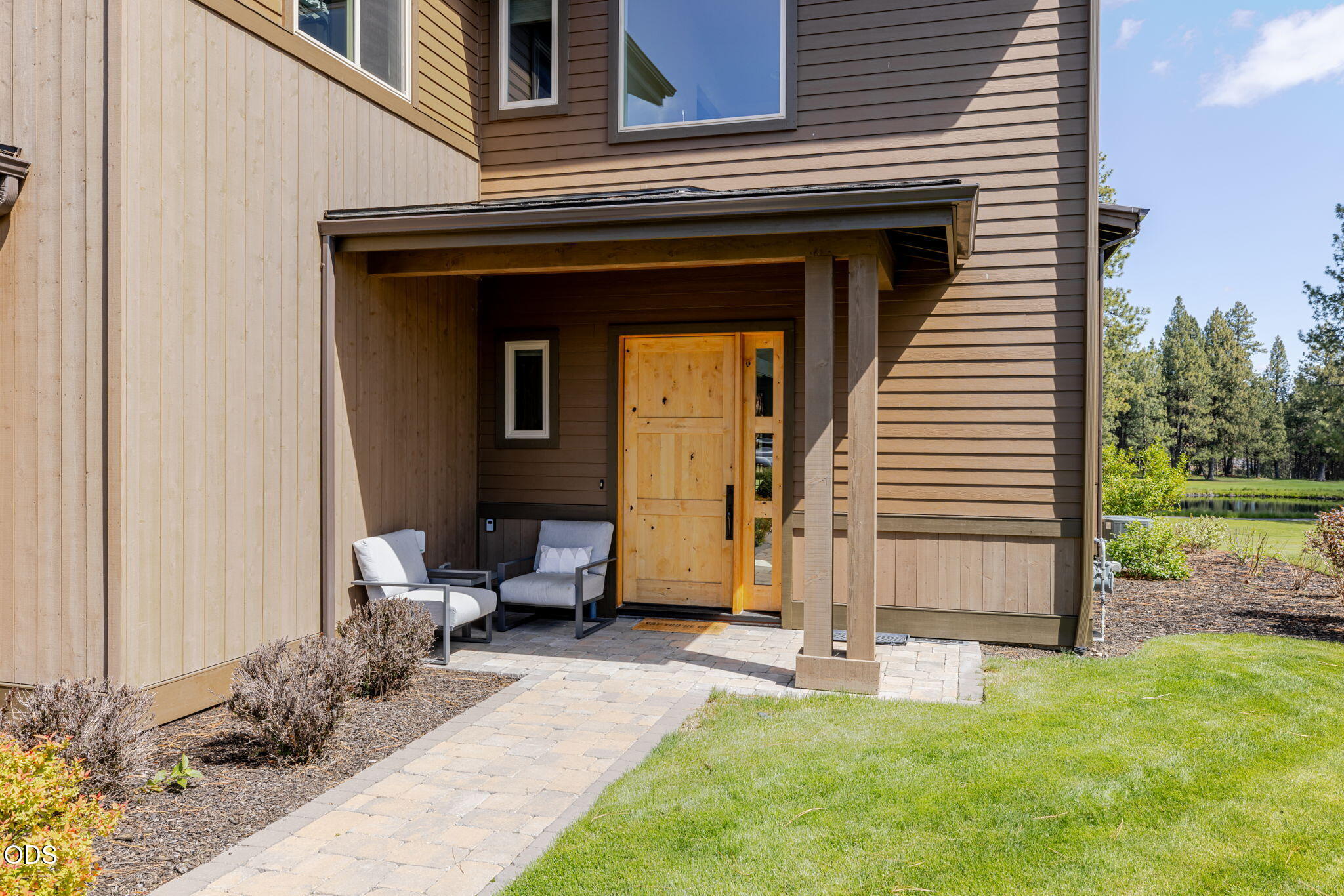 60454 Kangaroo Loop, Bend, OR 97702 — photo 3