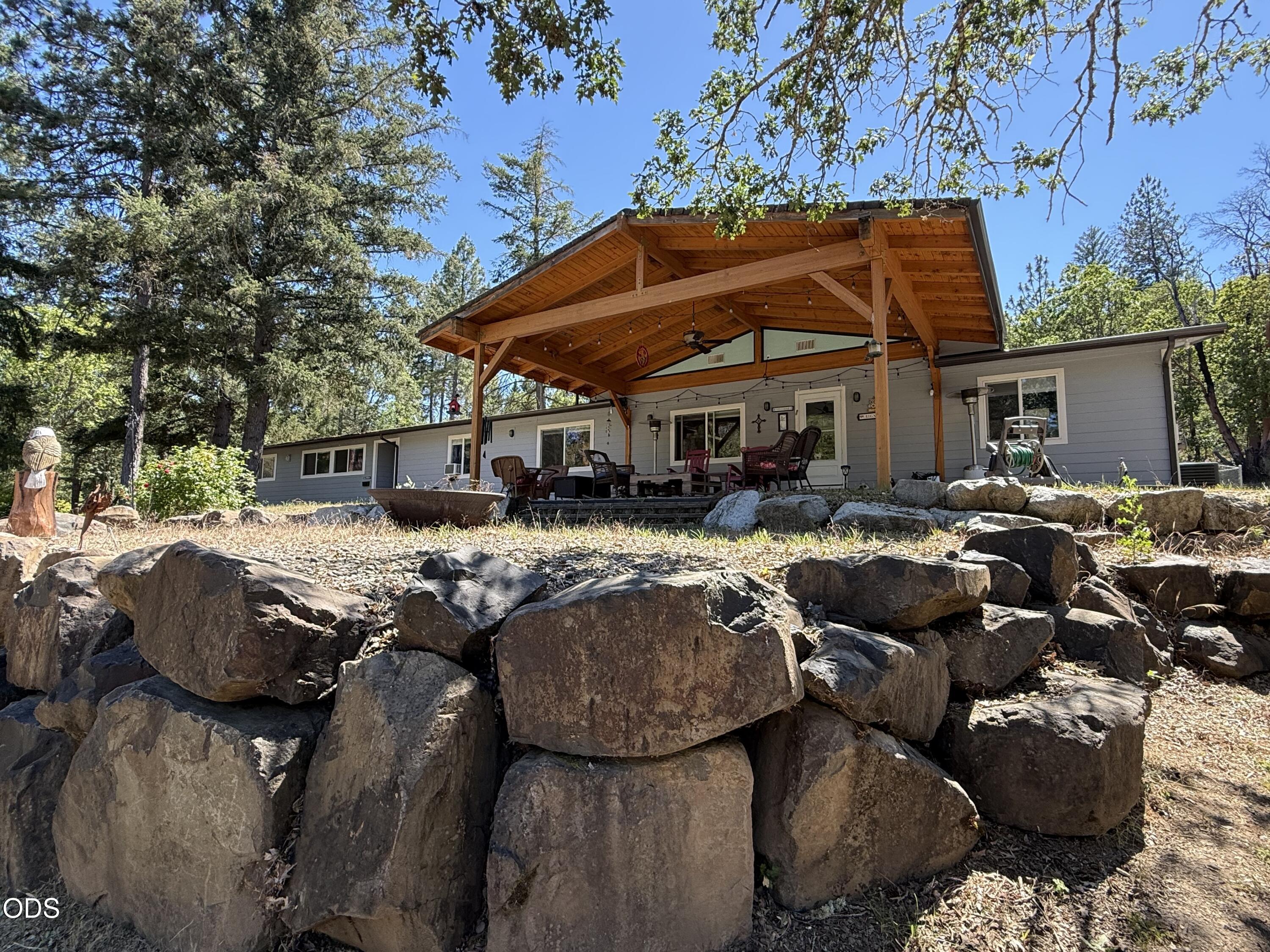 4527 E Evans Creek Road — photo