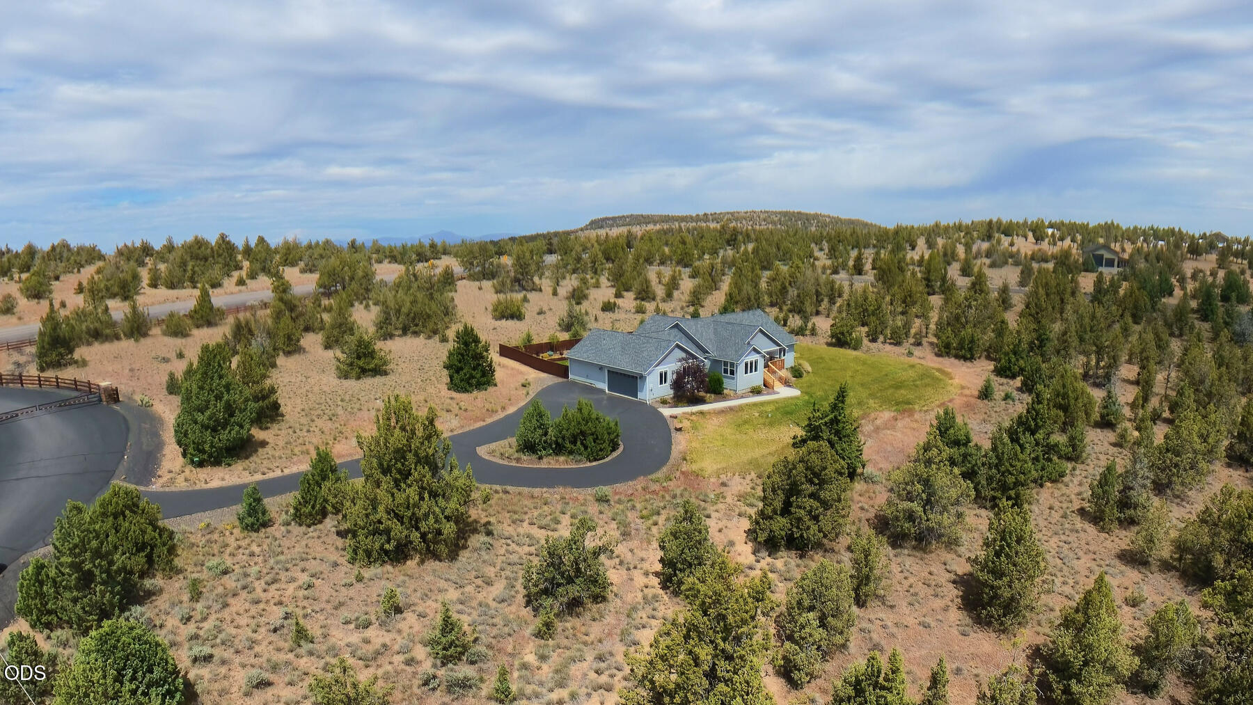 1305 SE Texas Circle — photo