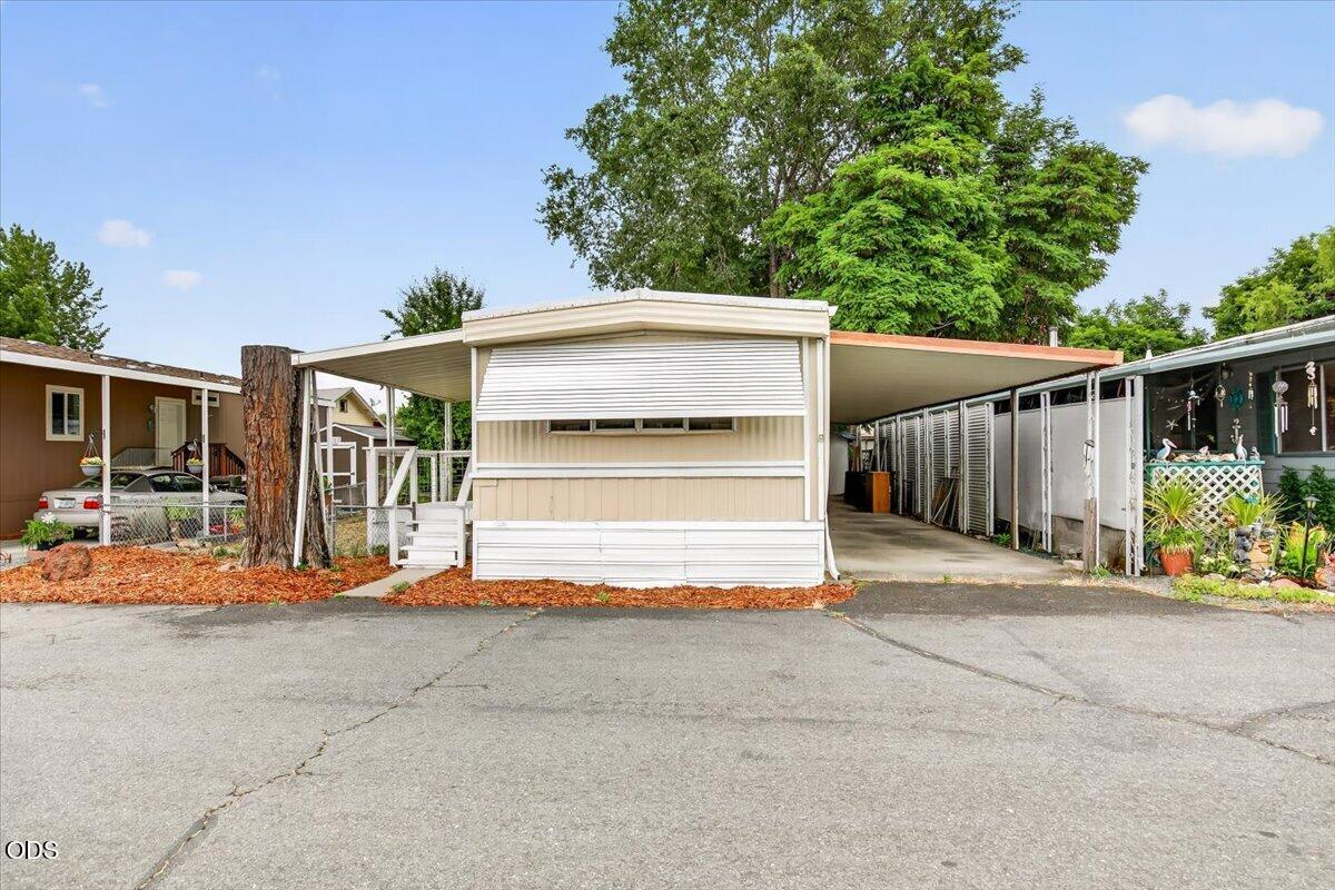 306 Sandlewood Drive — photo