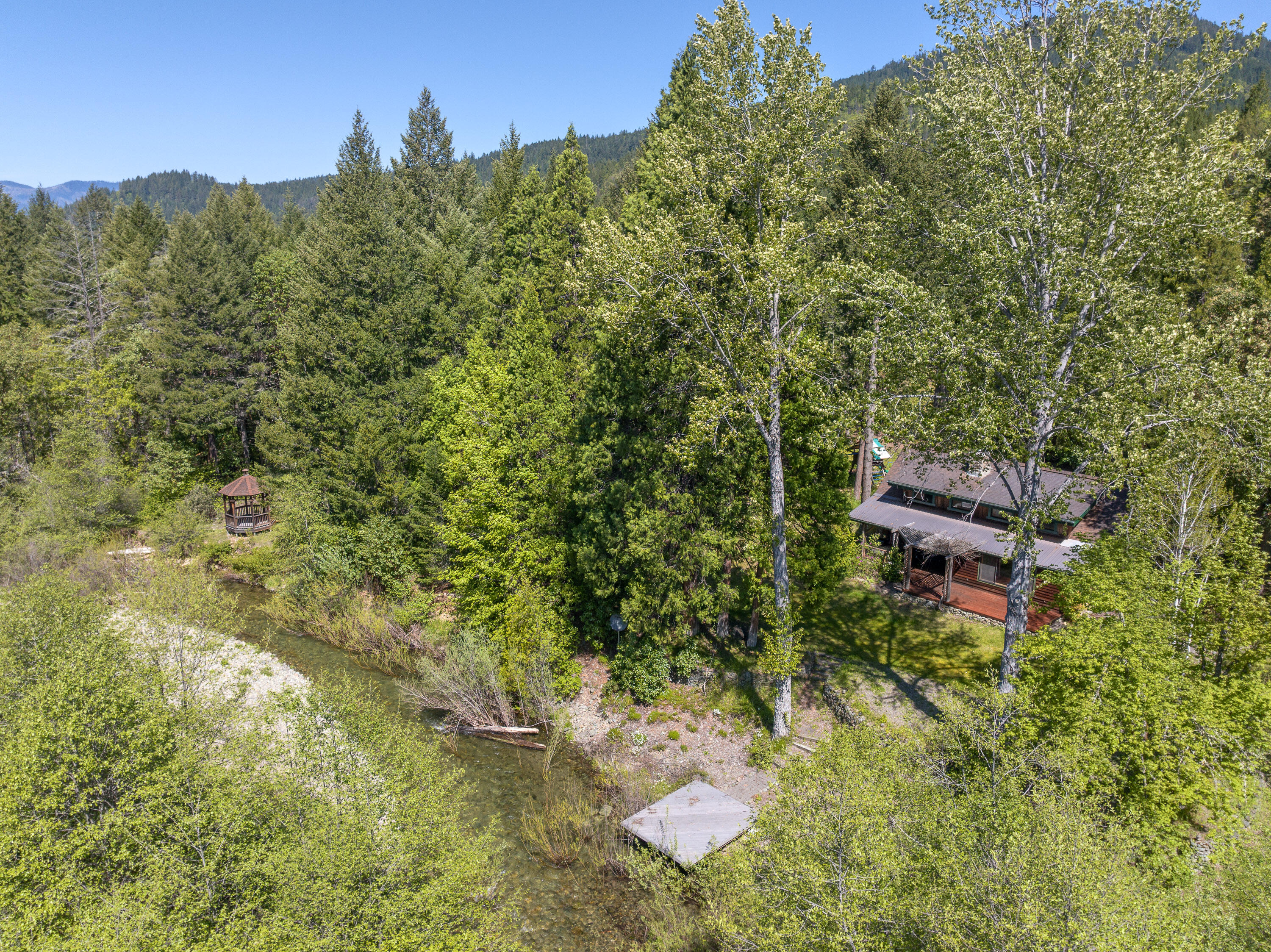 8501 Deer Creek Road — photo