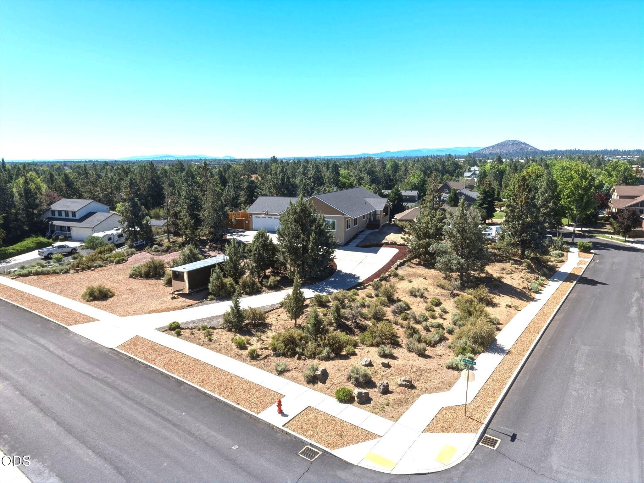 20825 Rorick Drive — photo