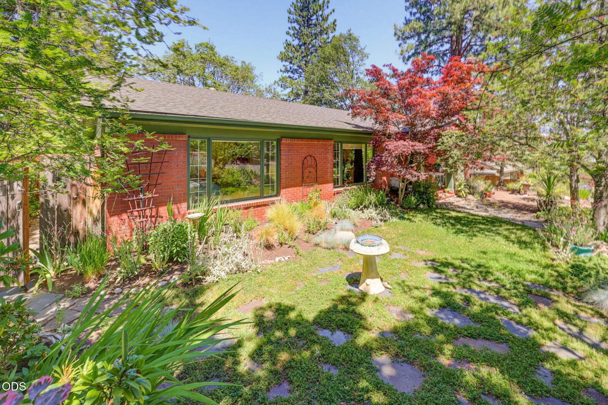 1365 Ponderosa Drive — photo