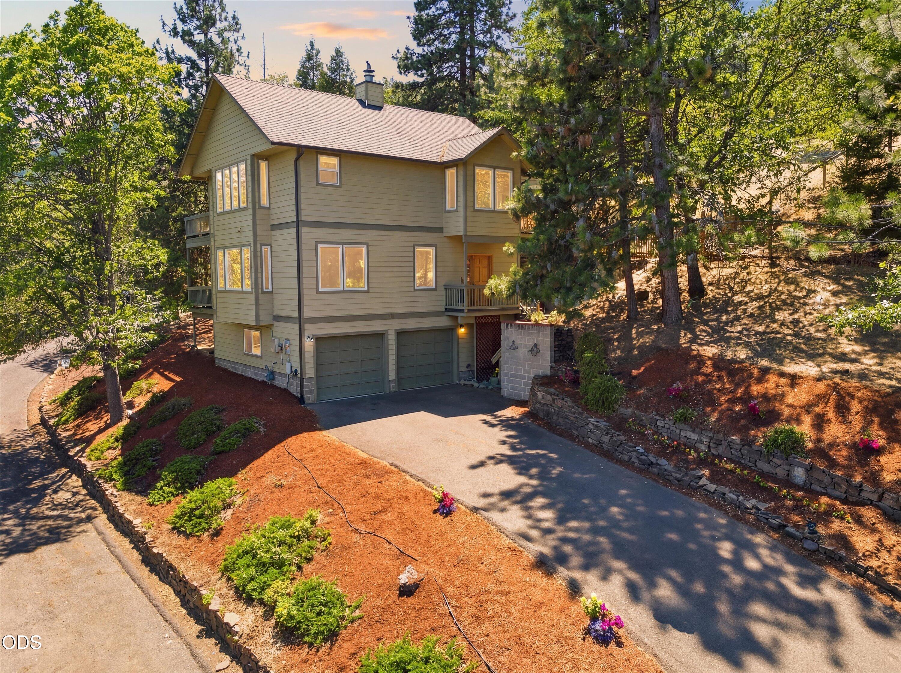 215 Piedmont Drive — photo