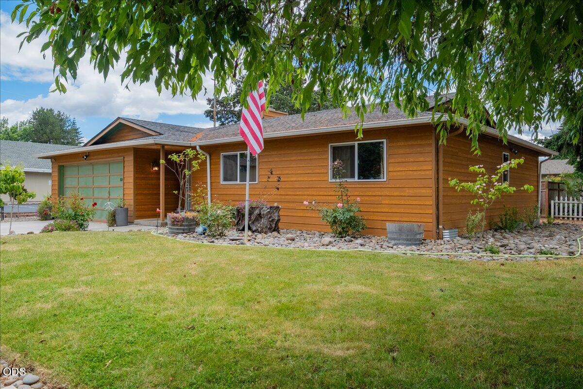 1130 Baxter Road SE — photo