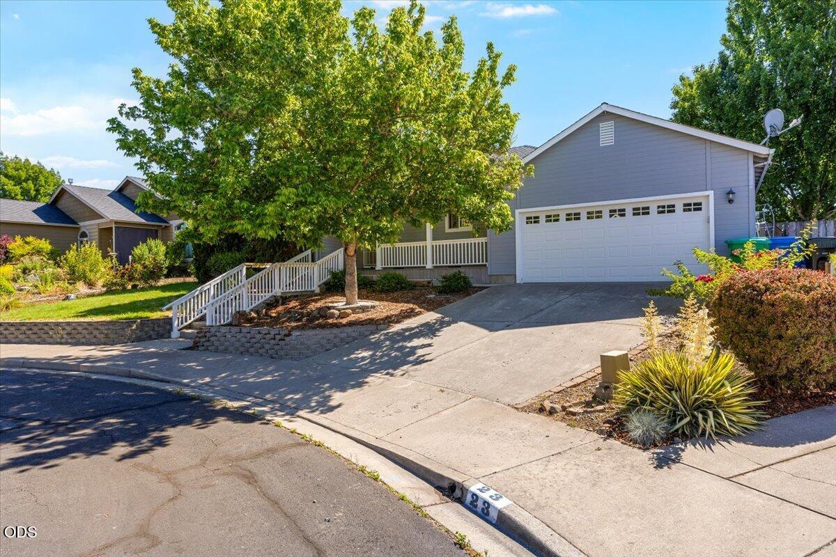 17 Meadowfield Circle — photo