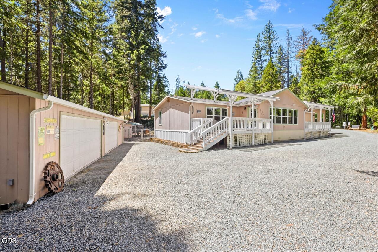 4300 Pleasant Creek Road — photo