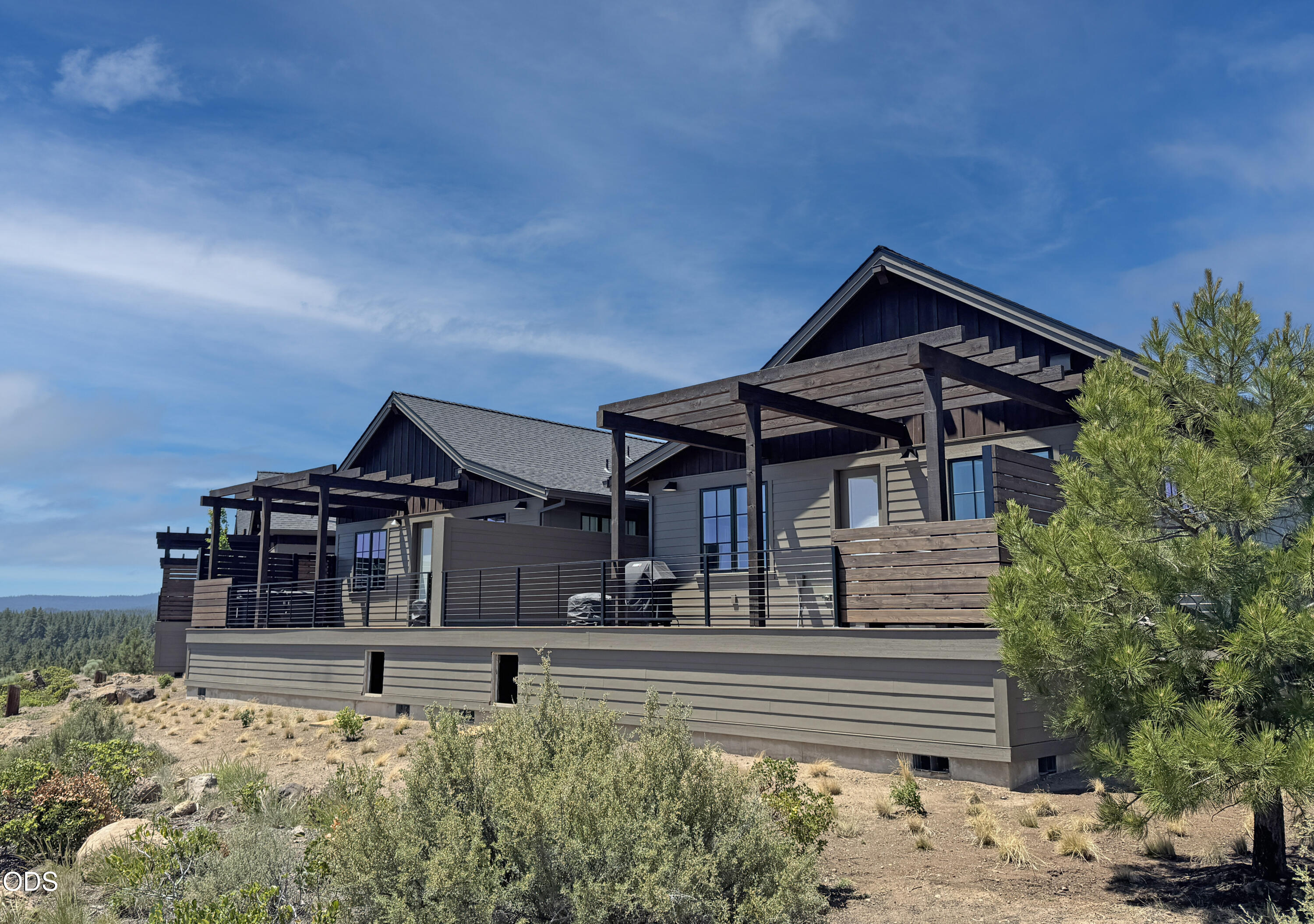 19103 Trailhead Court, 7 — photo