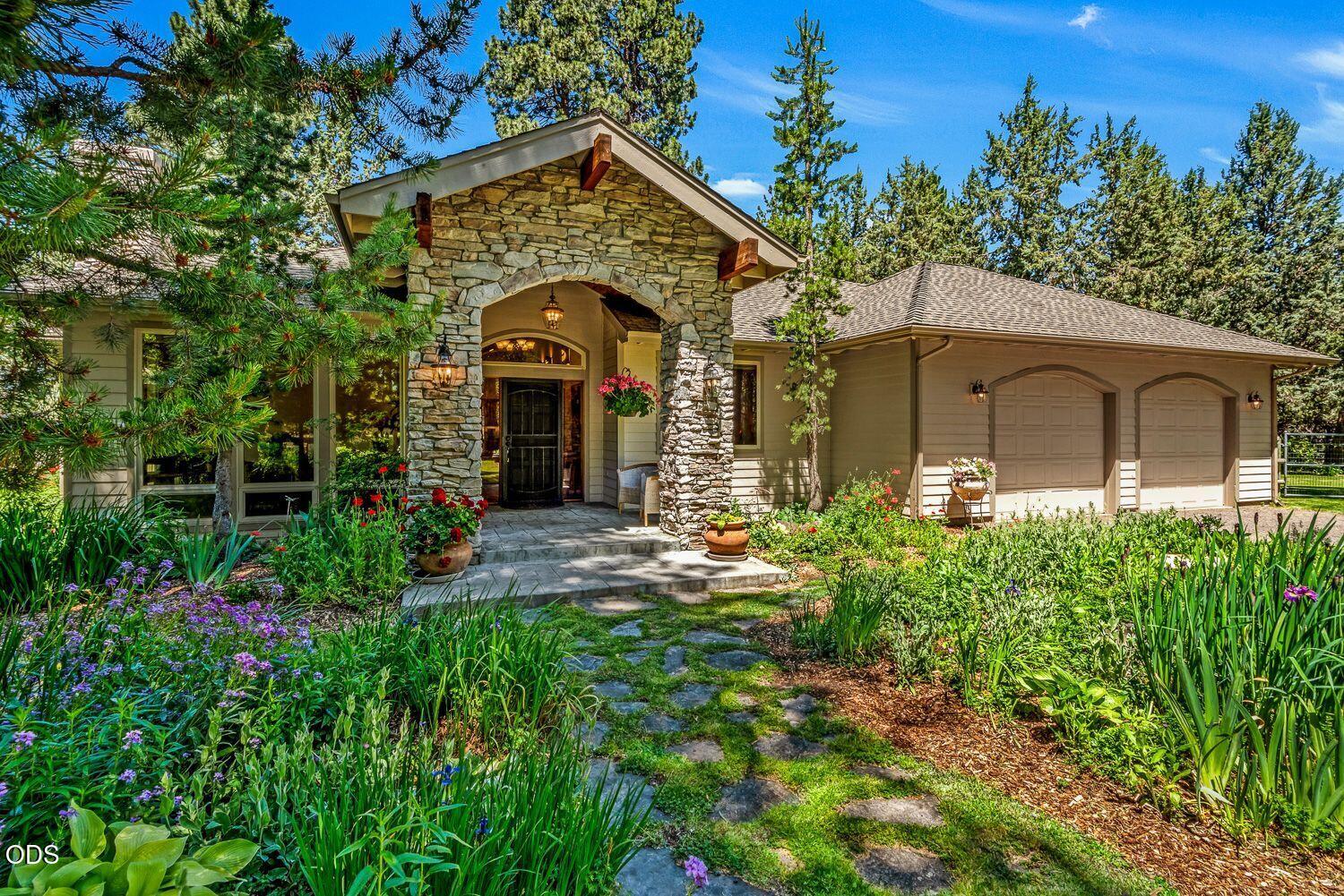 64464 Collins Road — photo