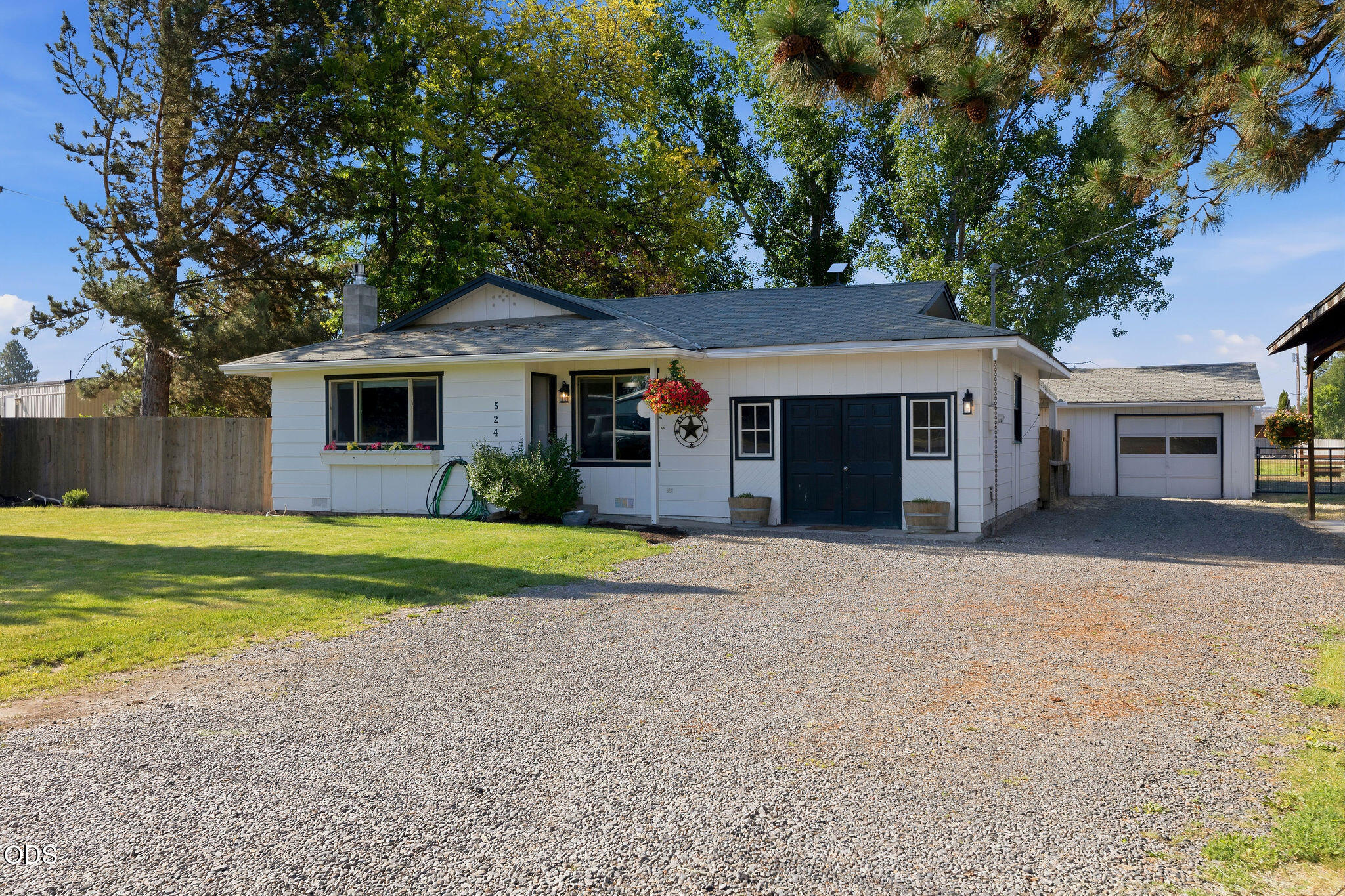 524 NW Martingale Road — photo